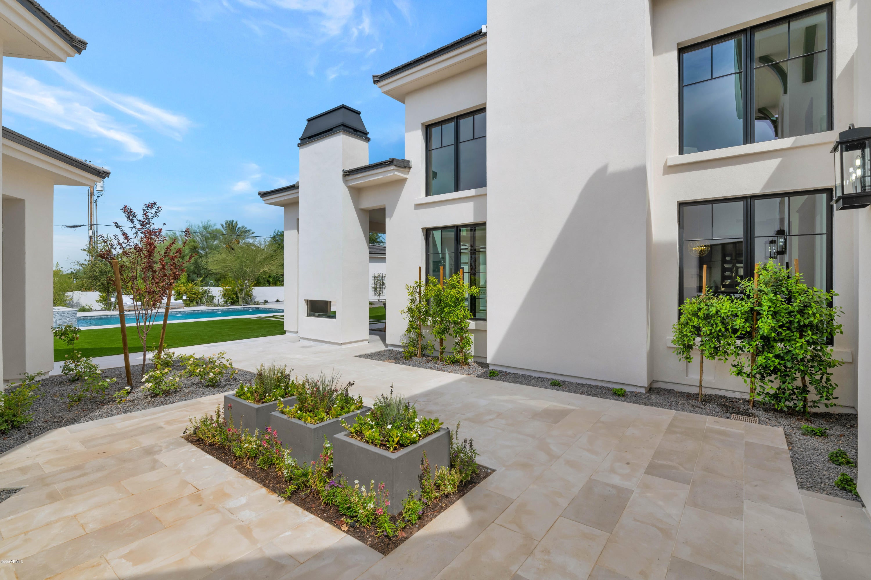 ARROYO HEIGHTS - Residential