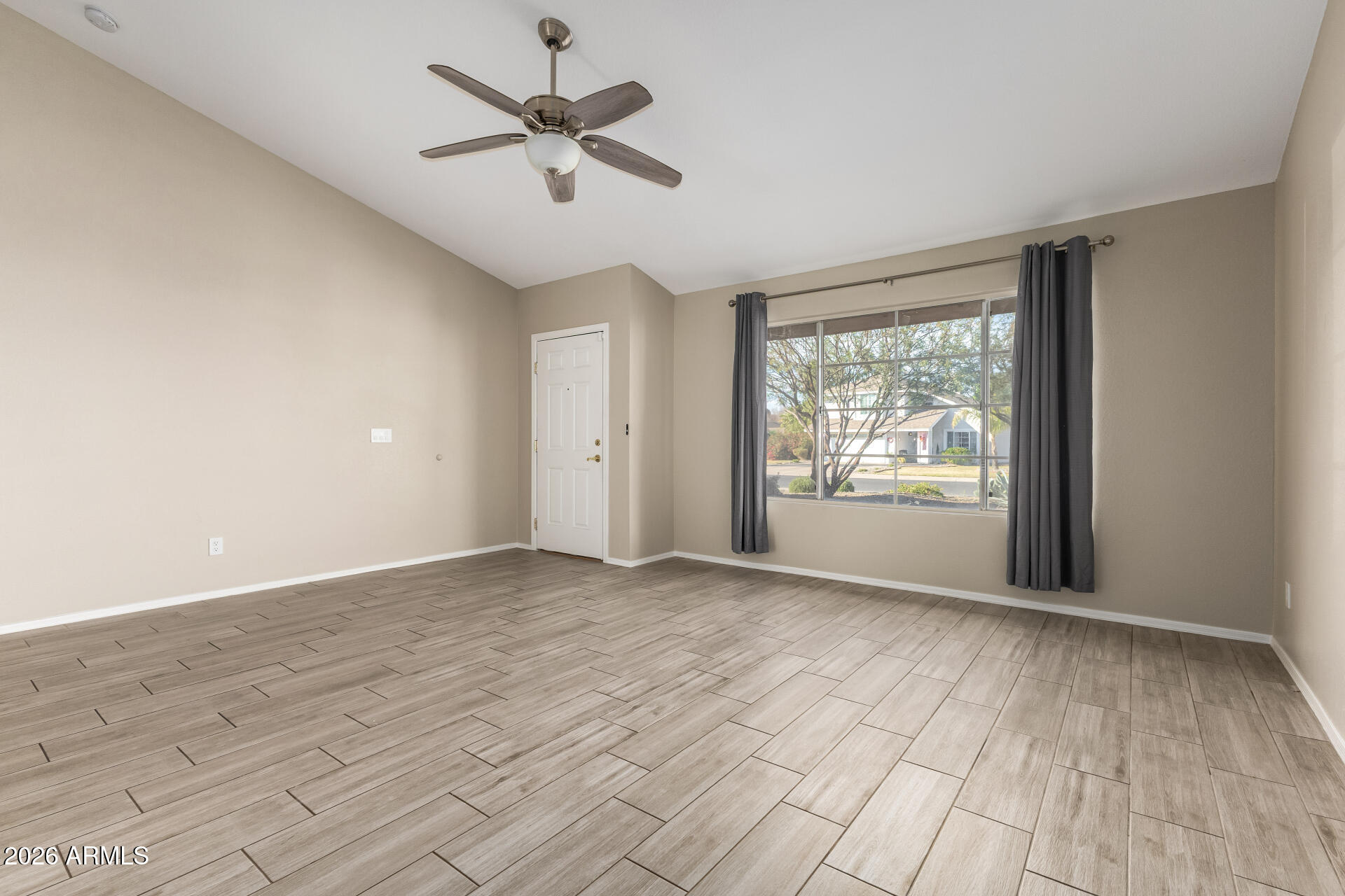 BRISTOL MANOR 2 - Residential
