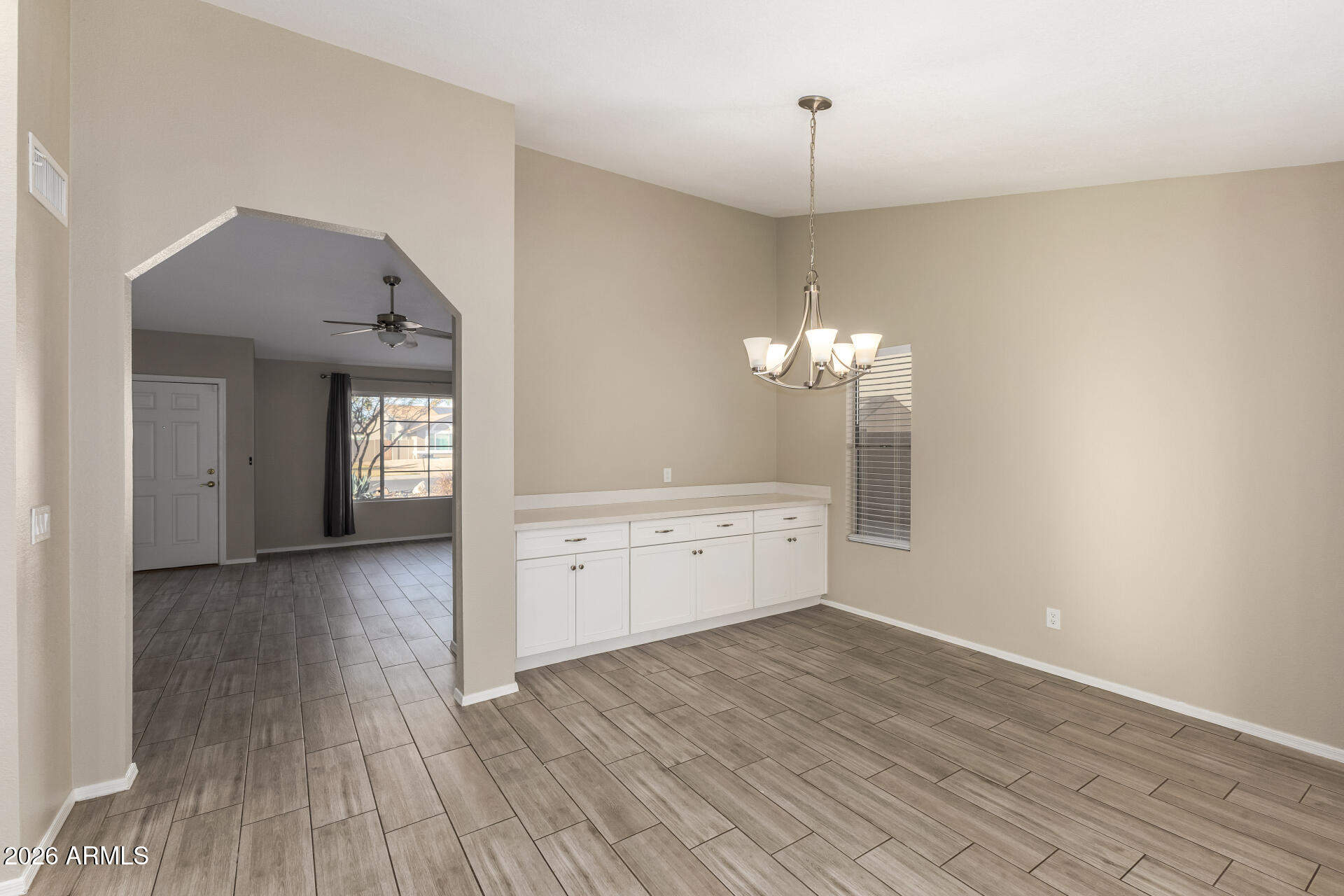 BRISTOL MANOR 2 - Residential