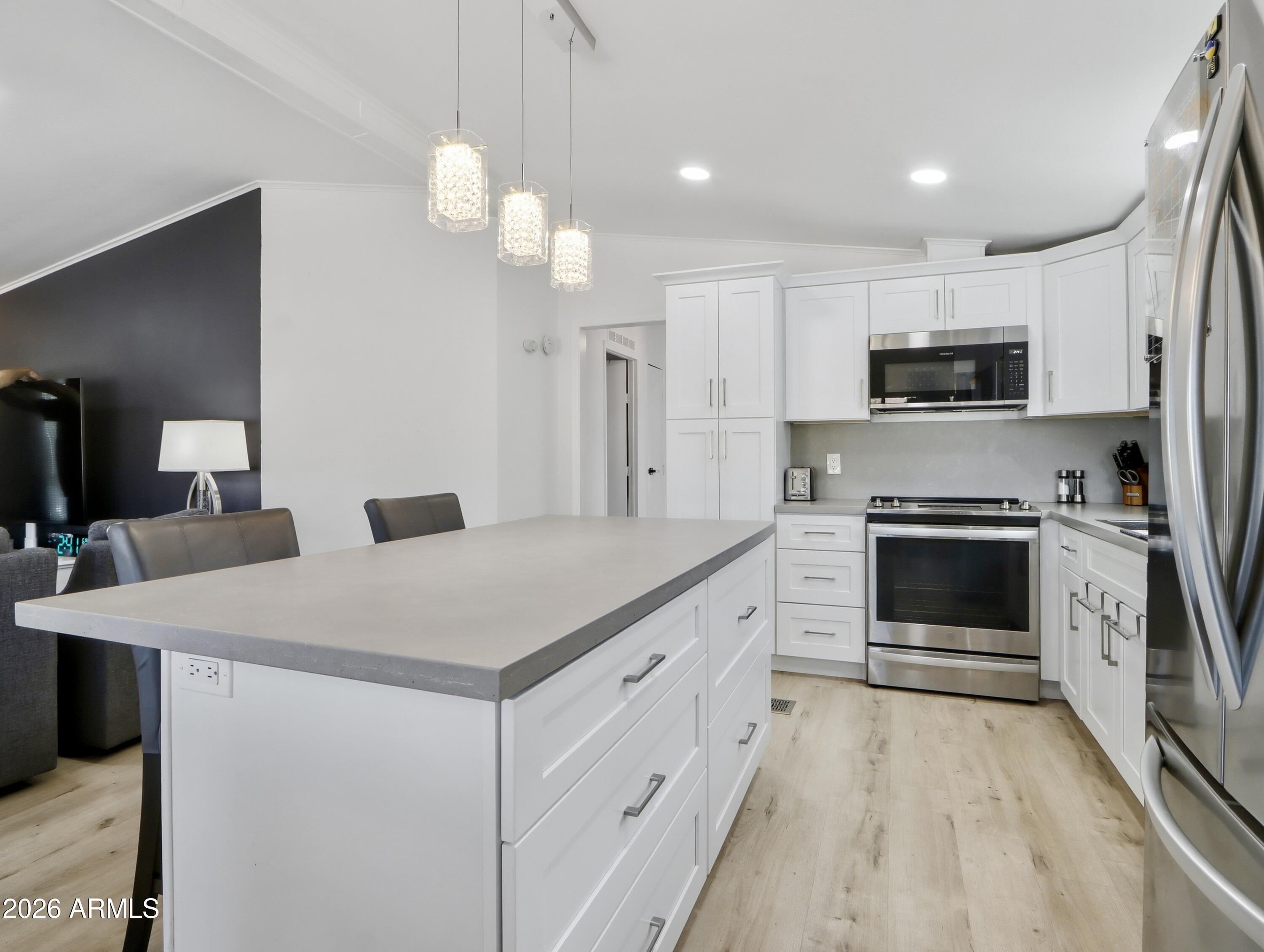 BOULDER RIDGE - Residential