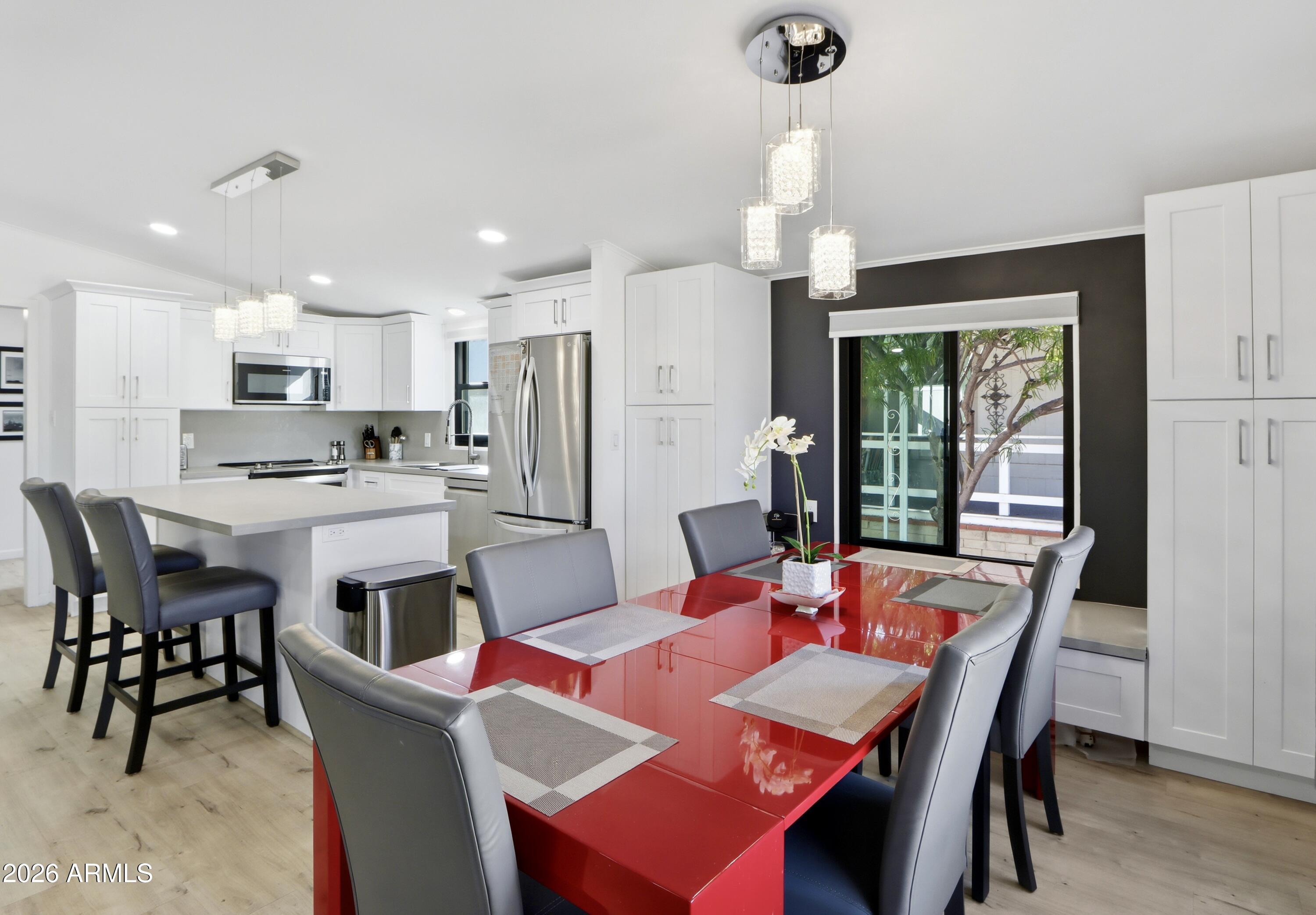 BOULDER RIDGE - Residential