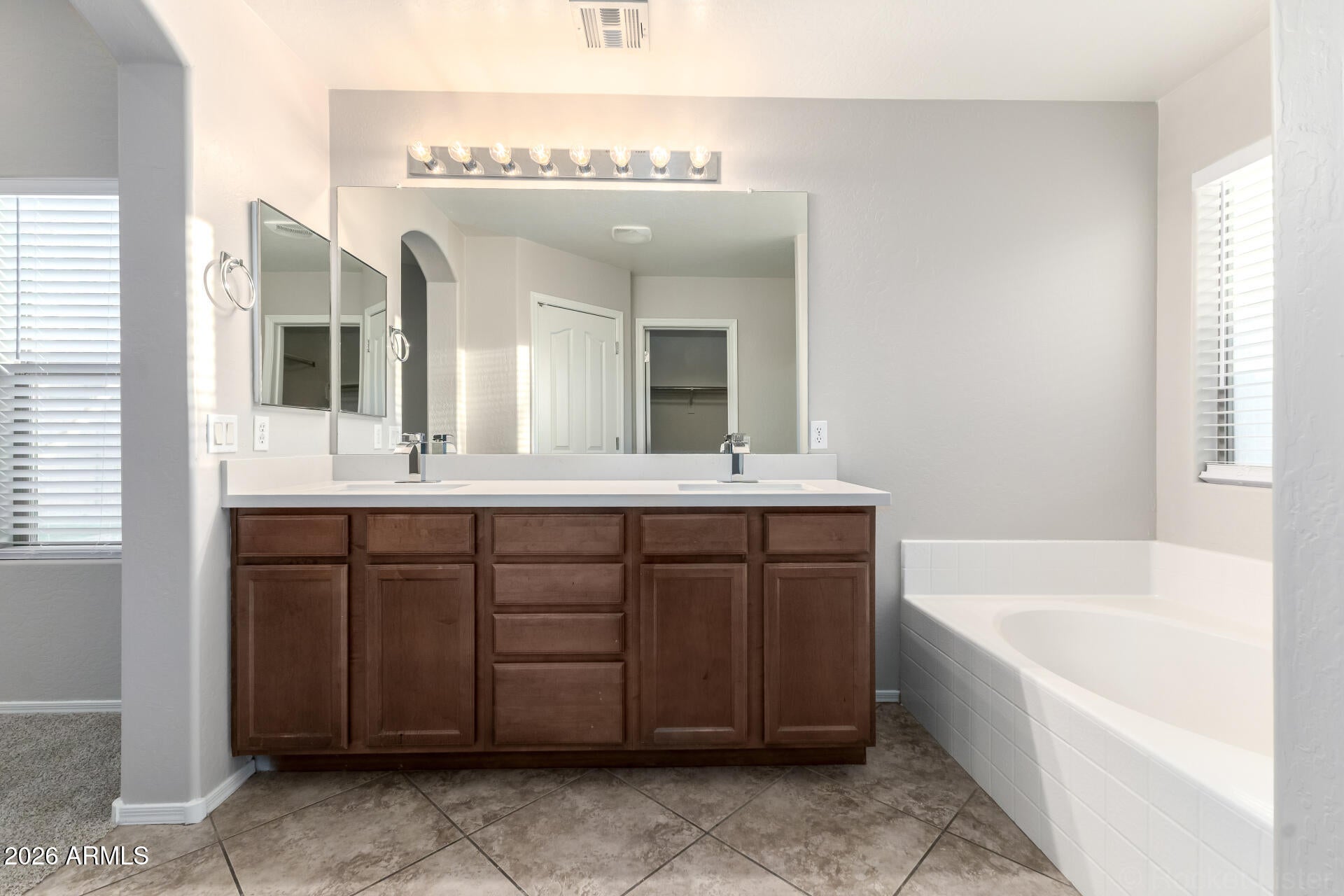 MAGMA RANCH I UNIT 4 - Residential