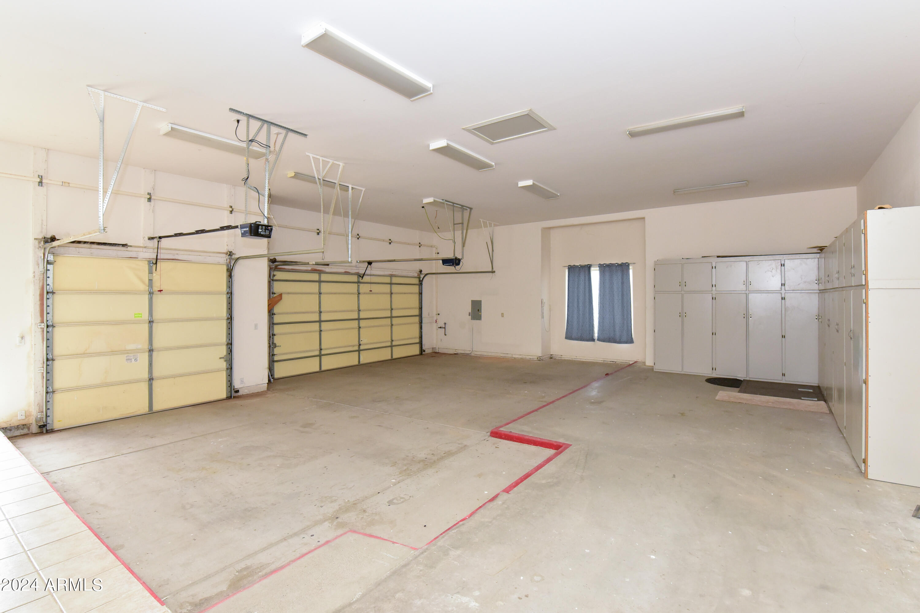 BEG SW COR NW4 SE4 SW4 TH N 200F E 330F S 200F W 330F TO POB EX W 30F RD - Residential