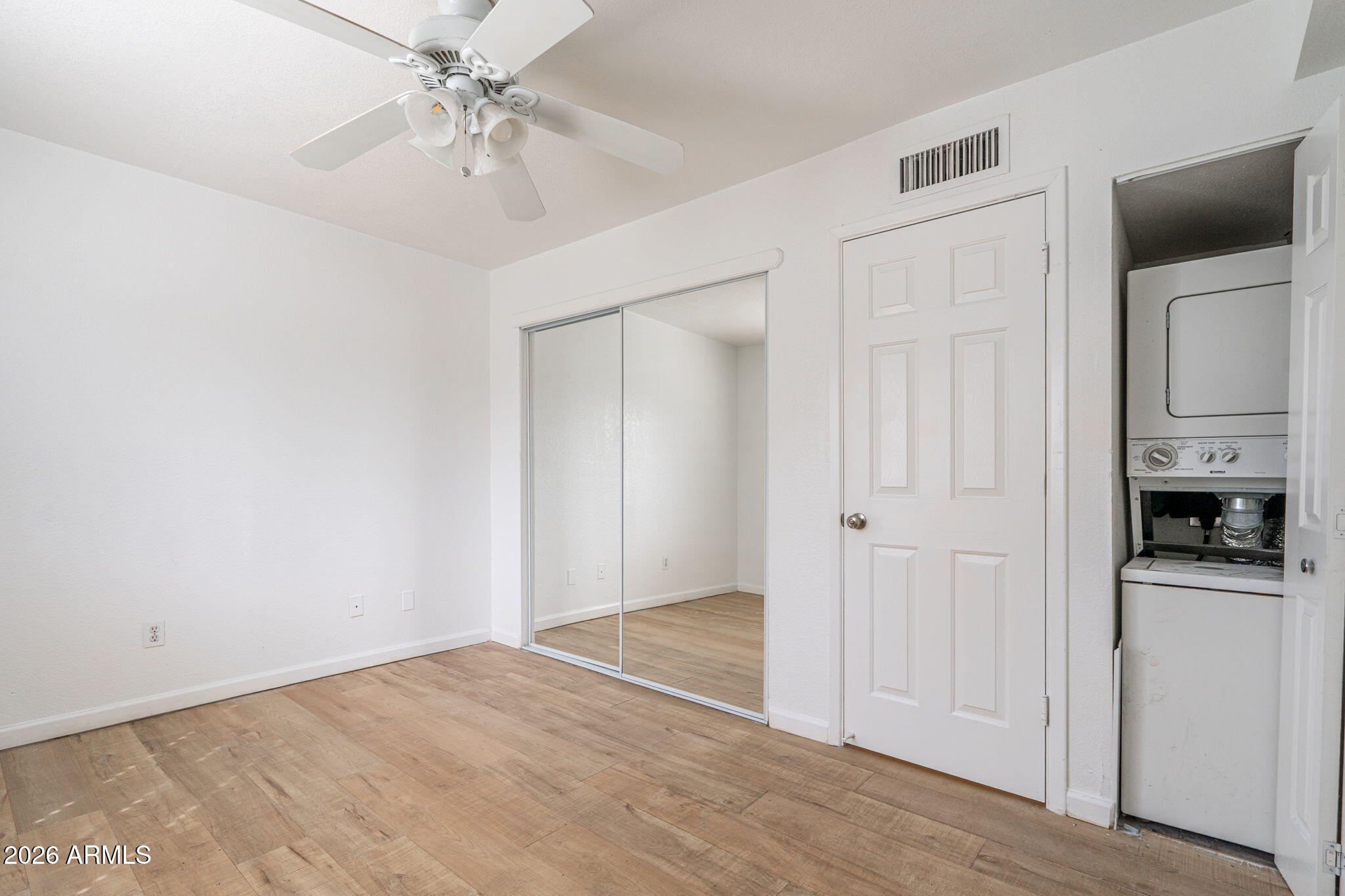 SUNDANCE CONDOMINIUMS - Residential