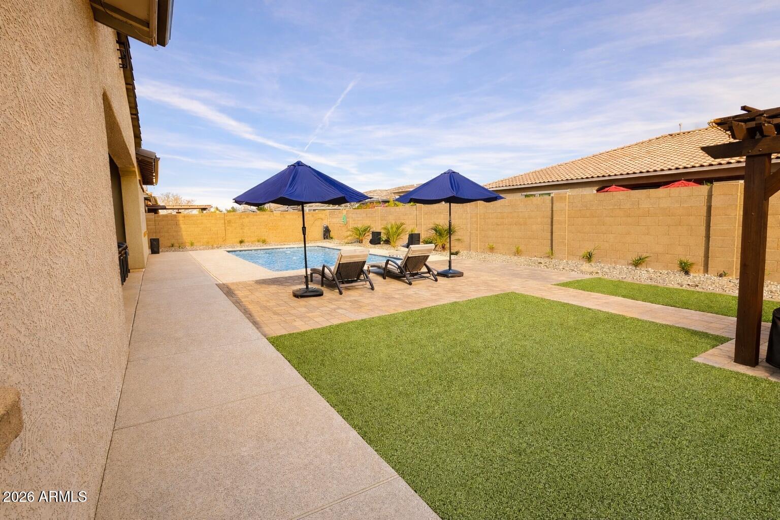 MARATHON RANCH - Residential
