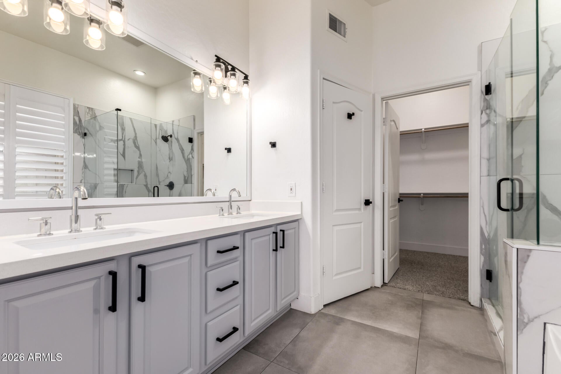 FOX CROSSING UNIT 1 - Residential
