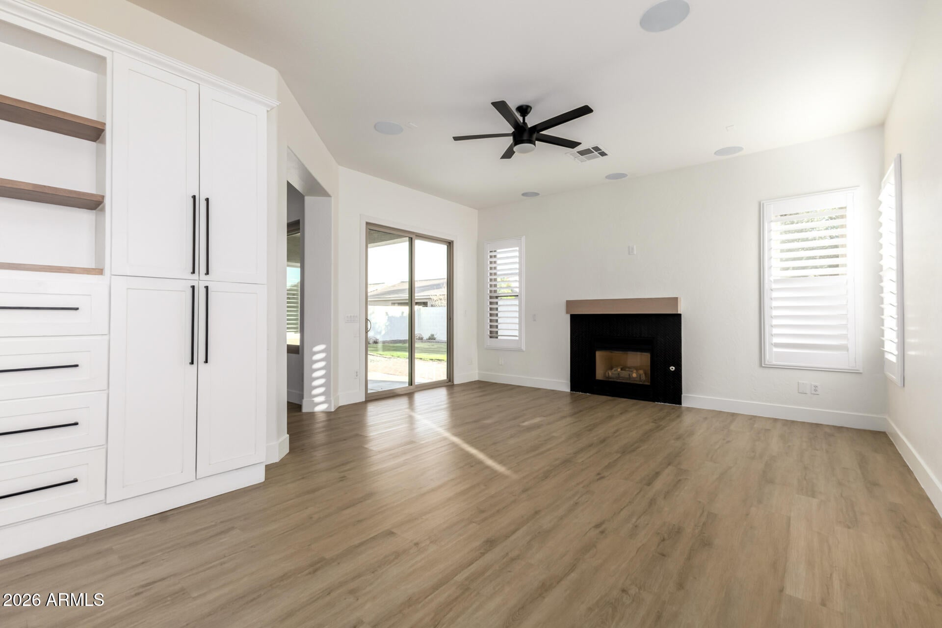 FOX CROSSING UNIT 1 - Residential