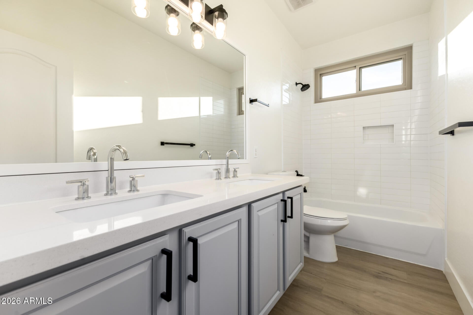FOX CROSSING UNIT 1 - Residential