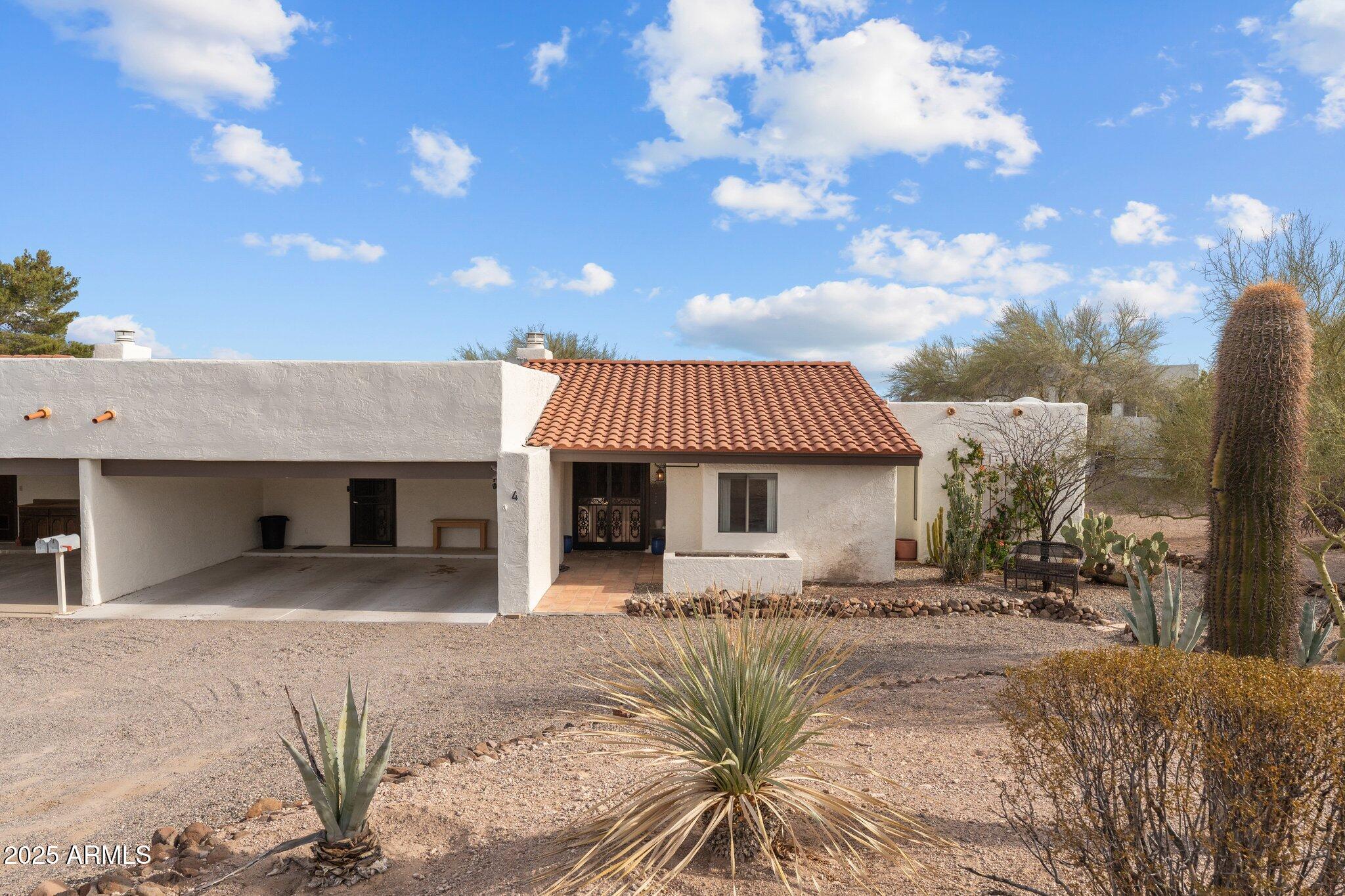 COUNTRY CLUB VILLAS WICKENBURG - Residential
