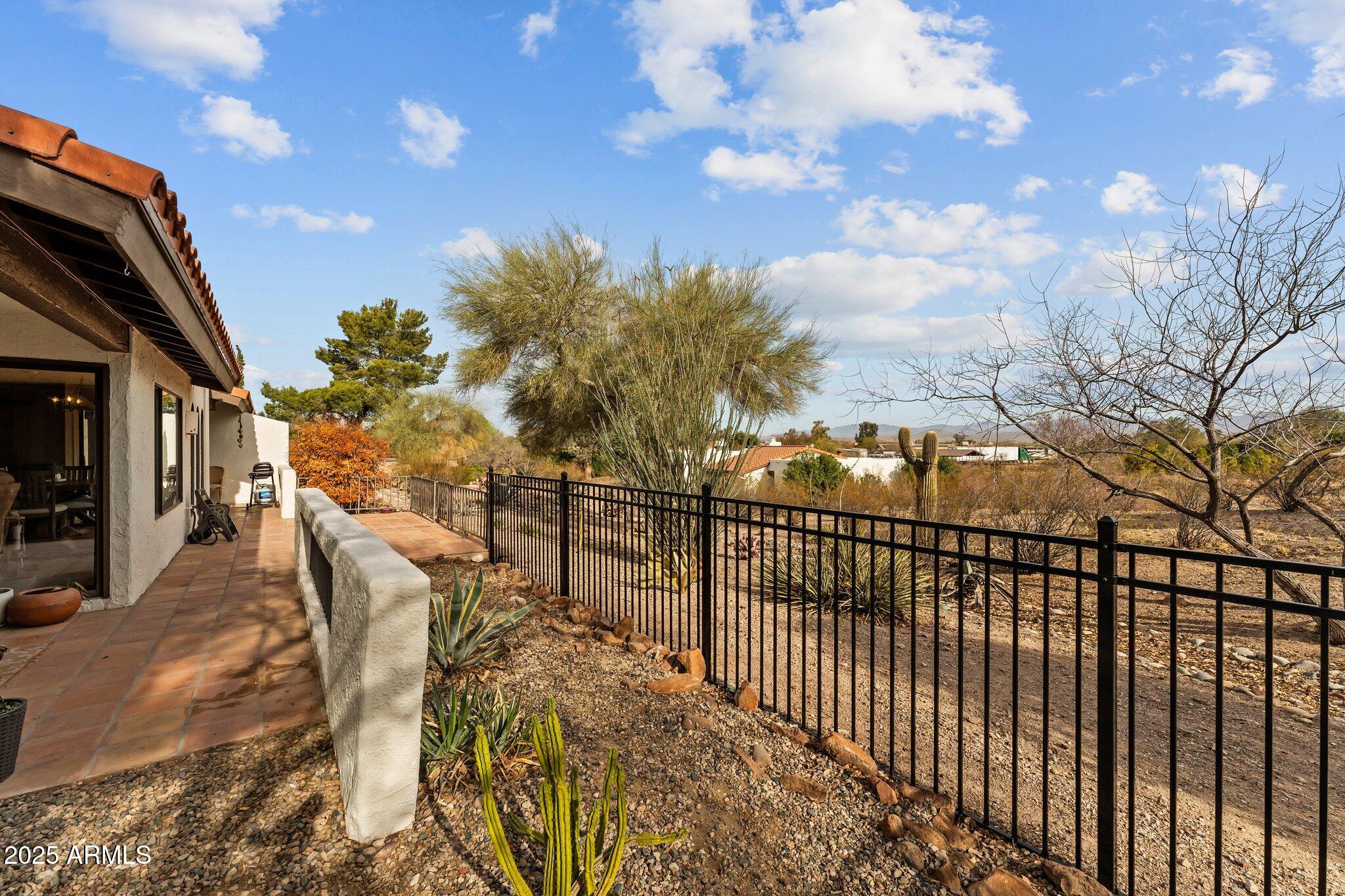 COUNTRY CLUB VILLAS WICKENBURG - Residential