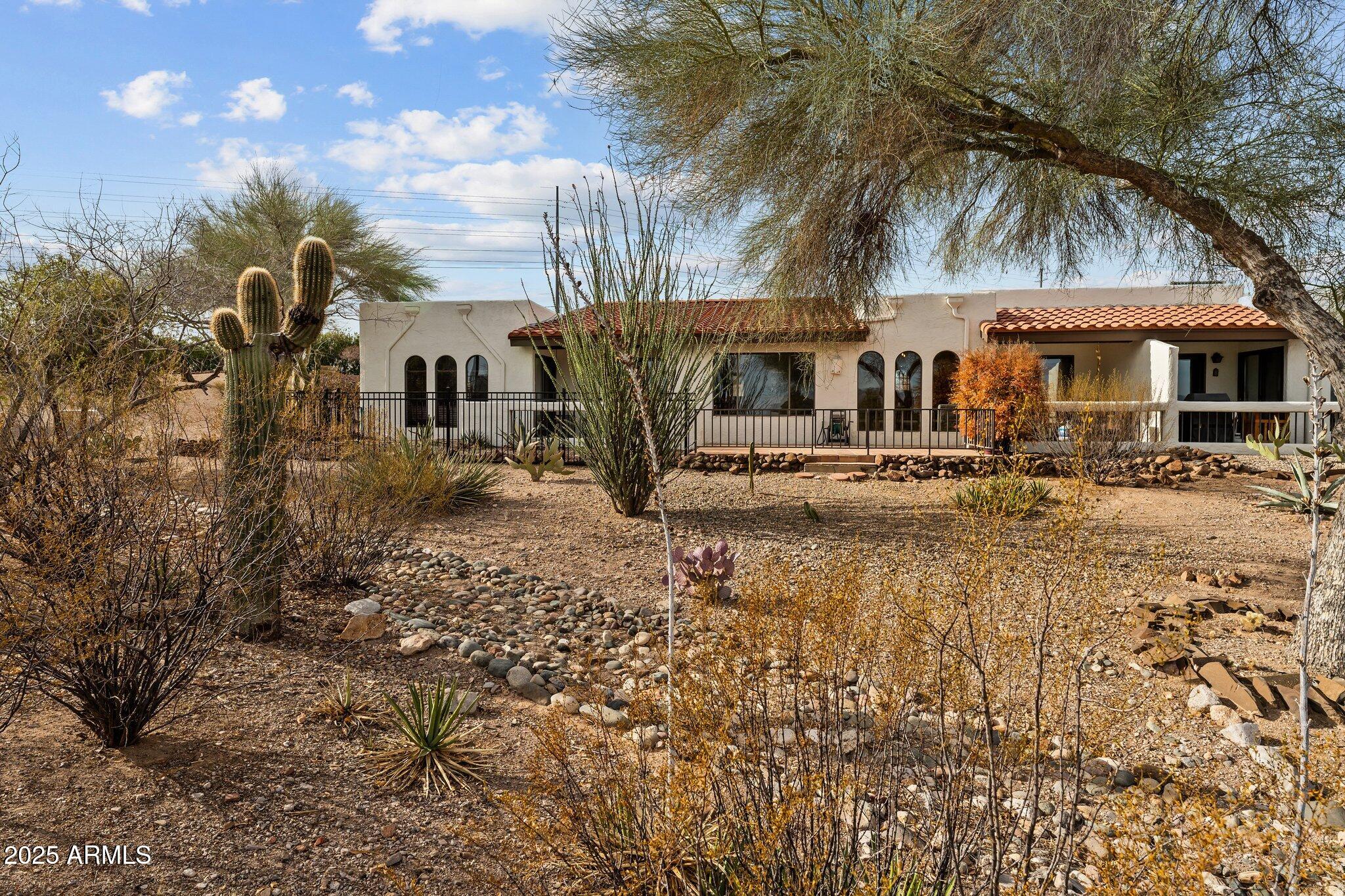 COUNTRY CLUB VILLAS WICKENBURG - Residential