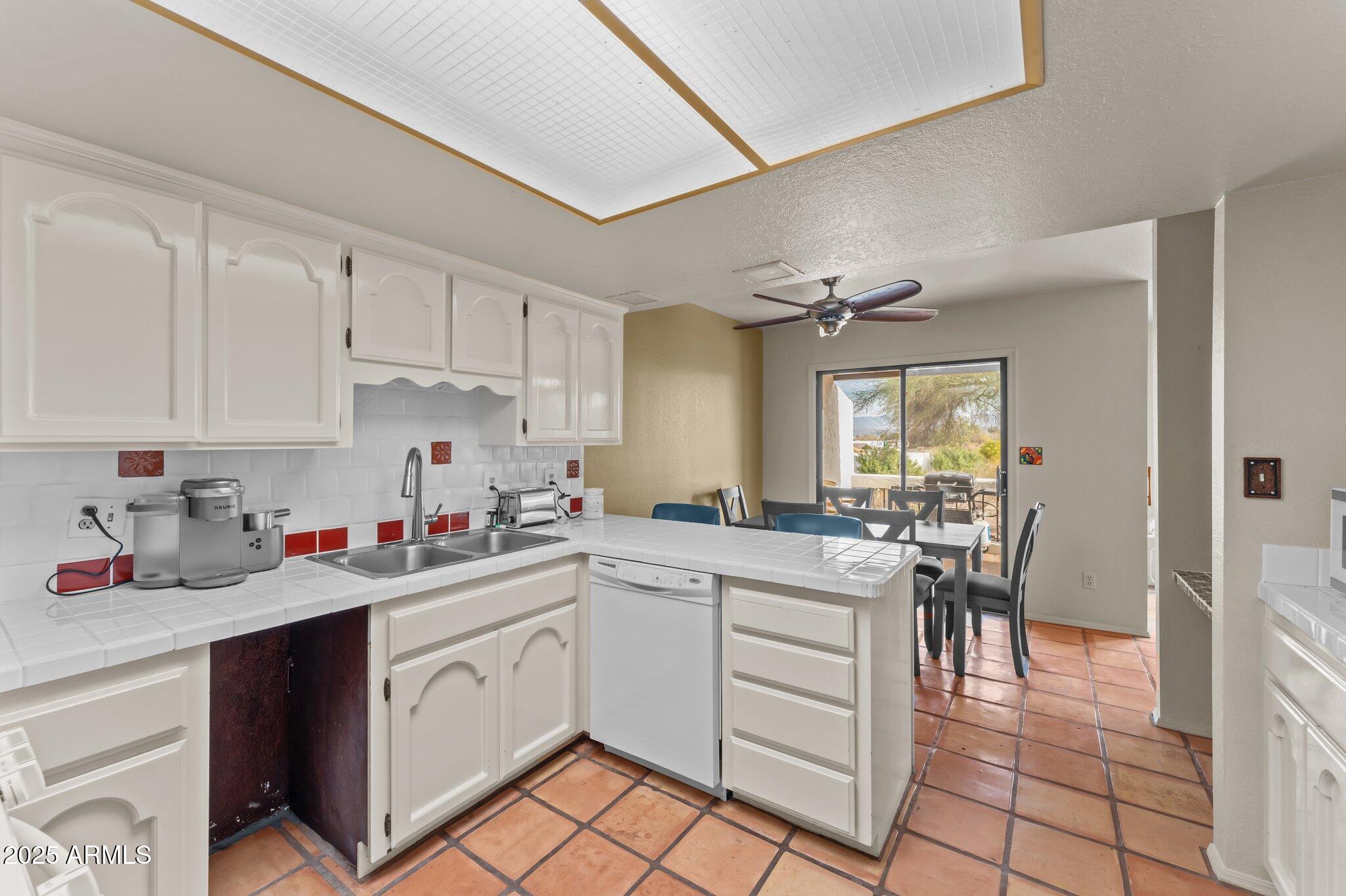 COUNTRY CLUB VILLAS WICKENBURG - Residential