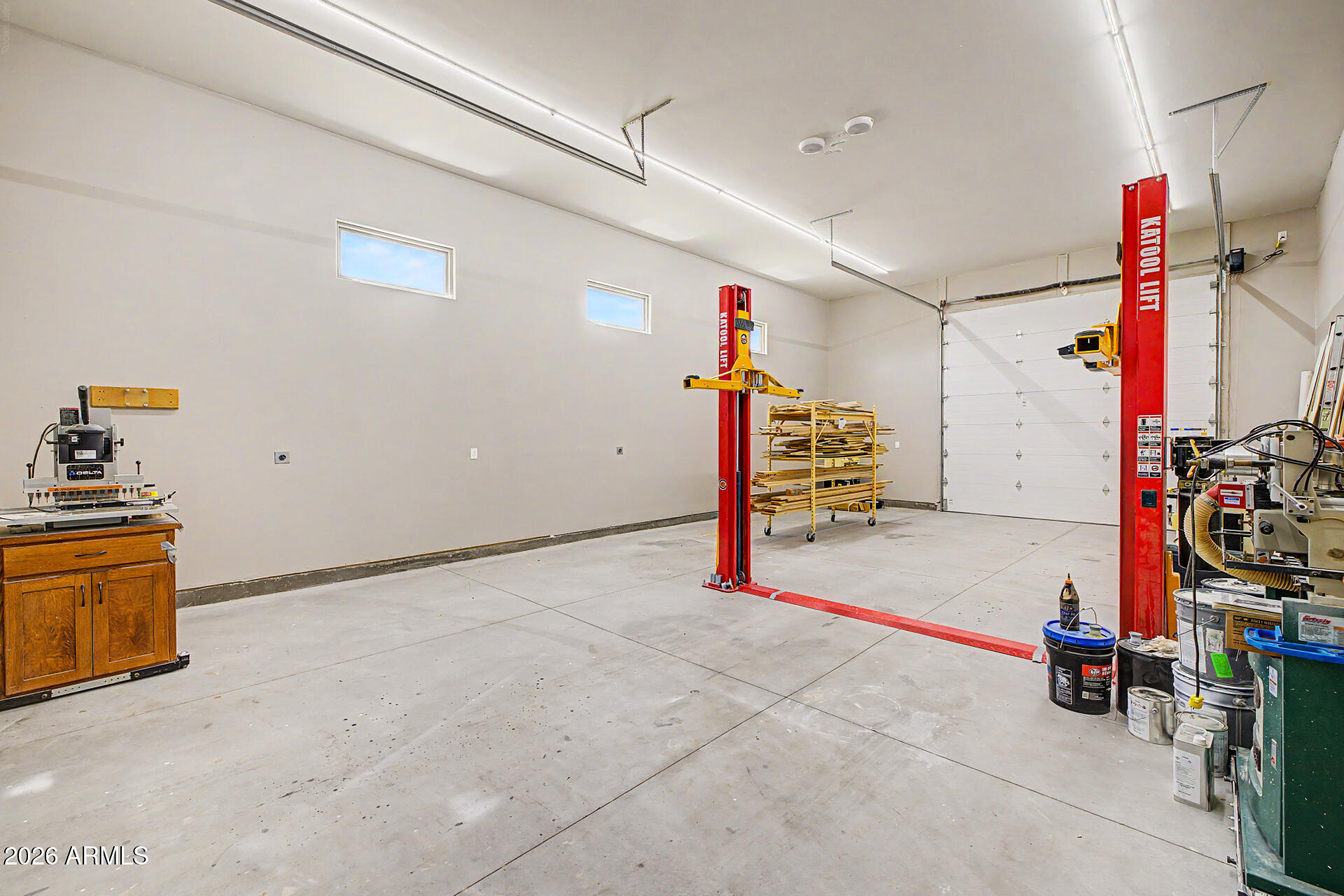 COMM @ C COR OF SEC 13-5S-6E TH S-659.48 TH E-399. - Residential