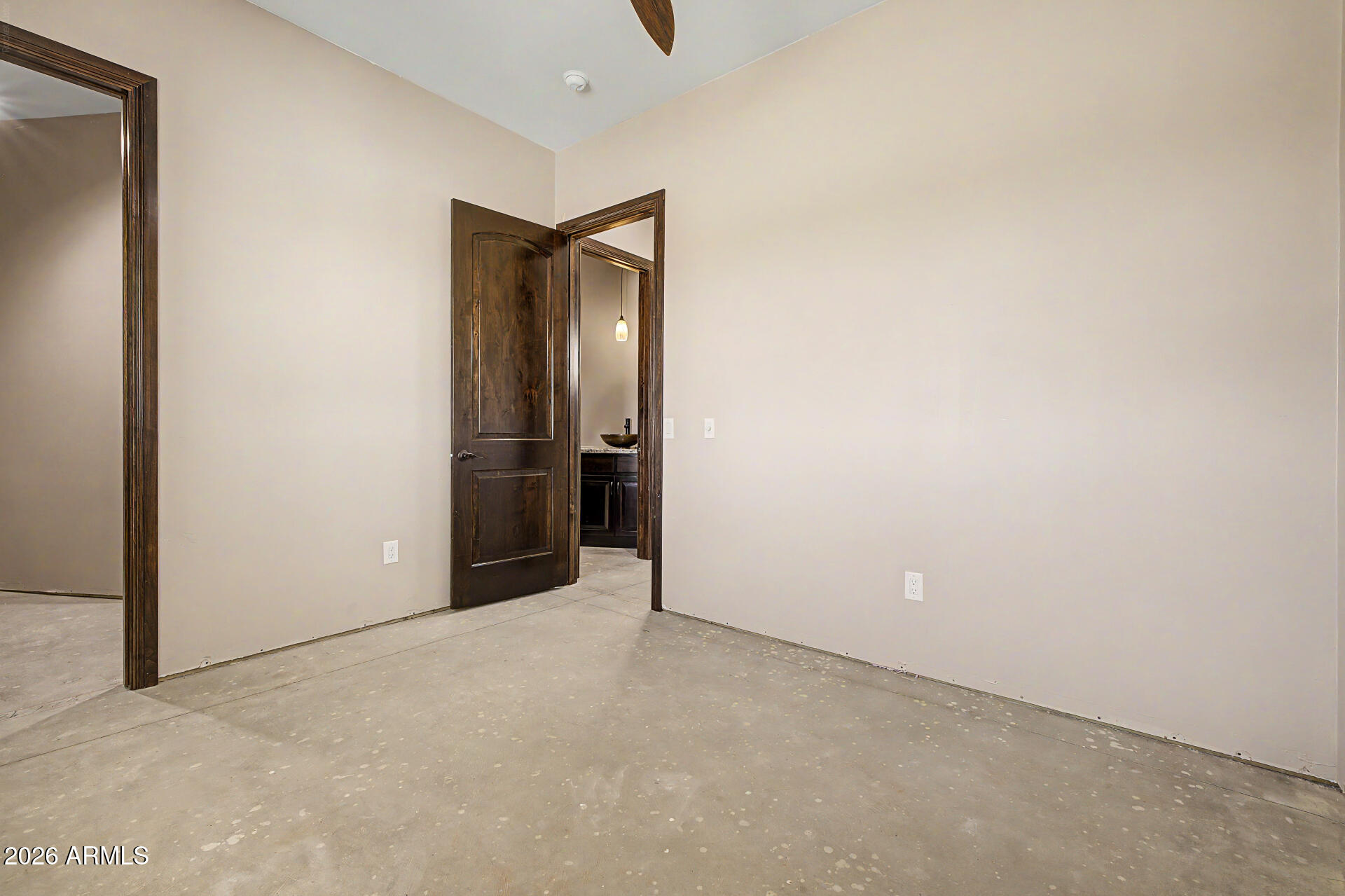 COMM @ C COR OF SEC 13-5S-6E TH S-659.48 TH E-399. - Residential