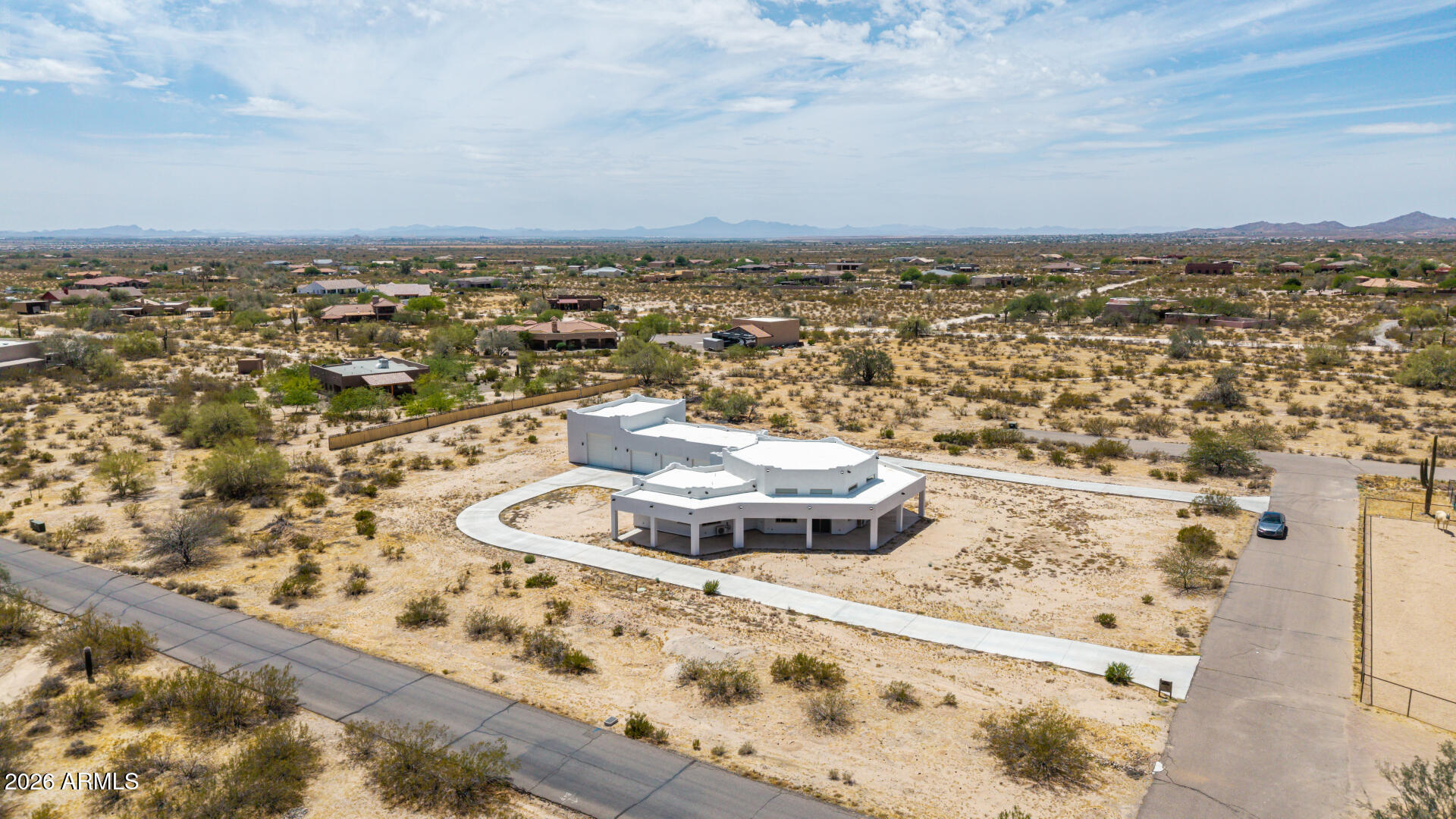 COMM @ C COR OF SEC 13-5S-6E TH S-659.48 TH E-399. - Residential