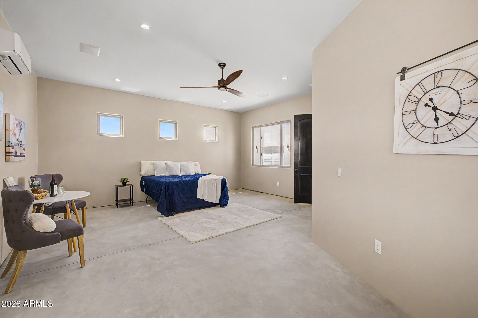 COMM @ C COR OF SEC 13-5S-6E TH S-659.48 TH E-399. - Residential