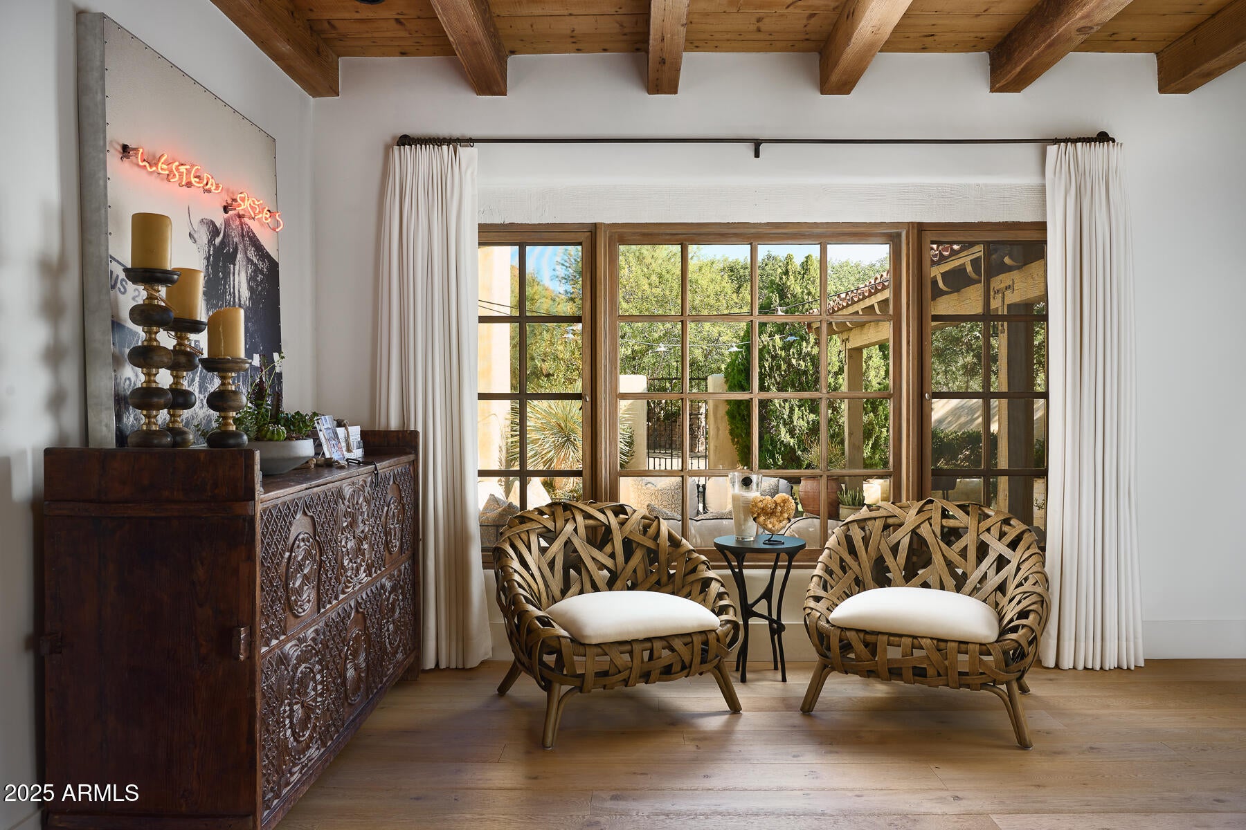 PARADISE HILLS - Residential