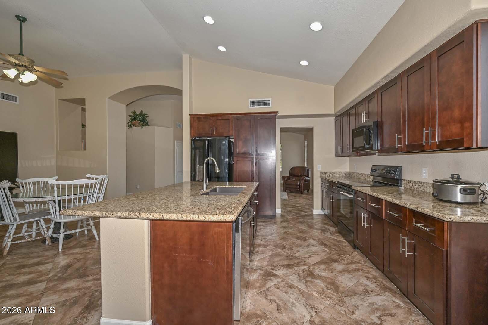 HILLCREST RANCH PARCEL F H - Residential