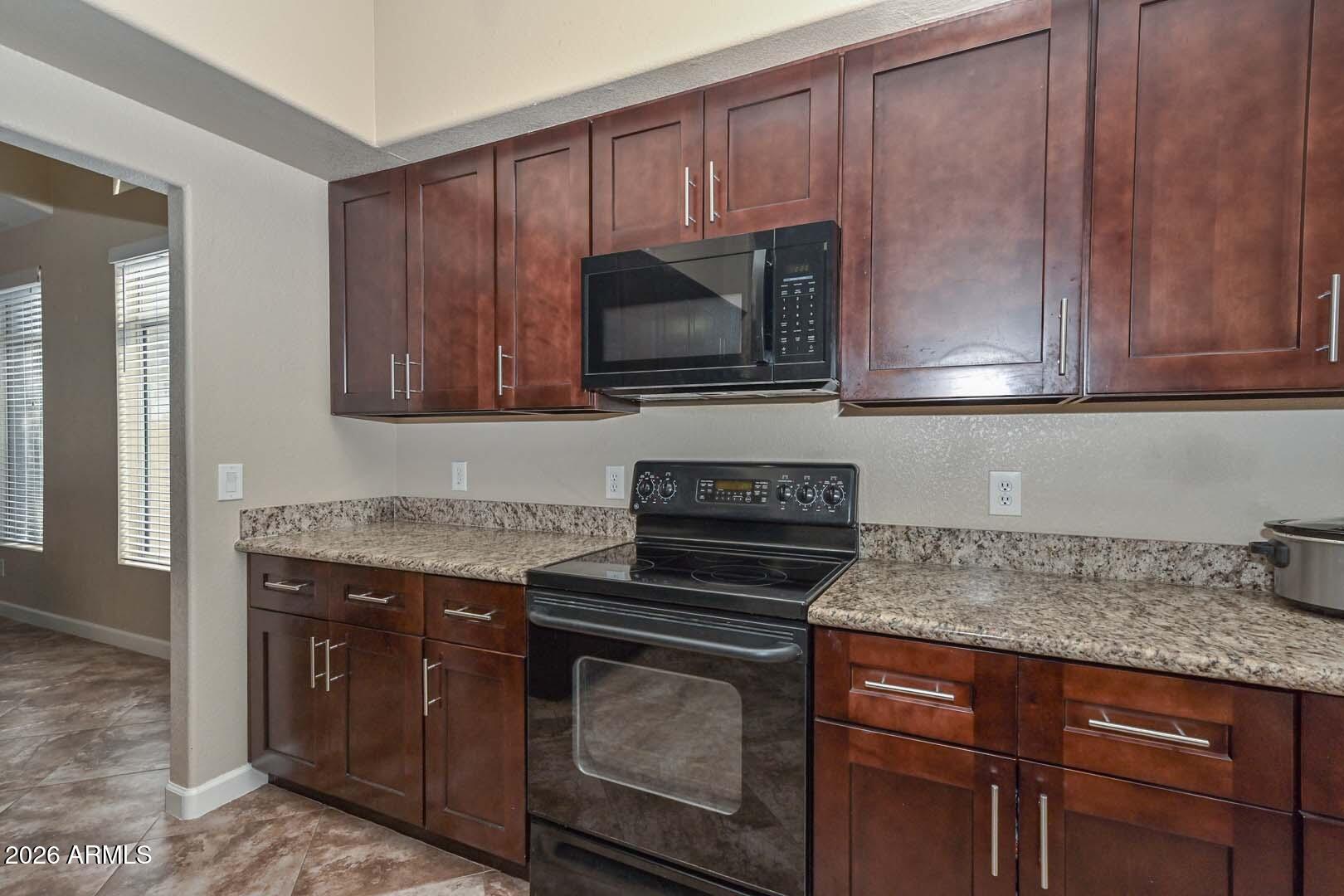 HILLCREST RANCH PARCEL F H - Residential