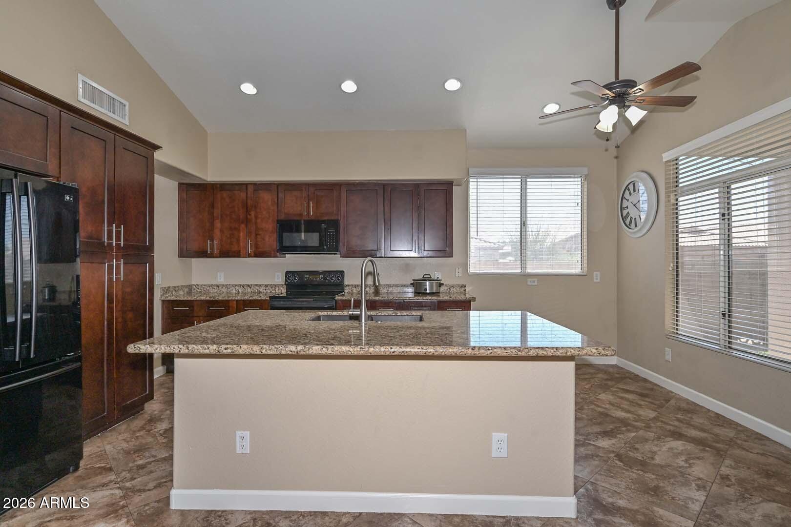 HILLCREST RANCH PARCEL F H - Residential