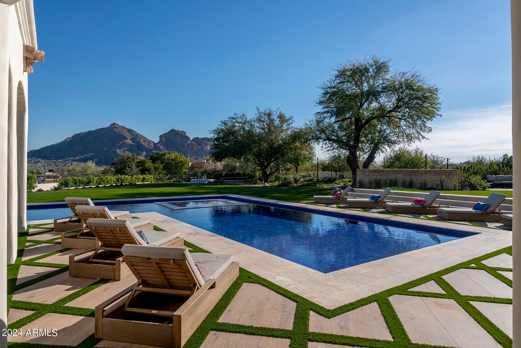 Las Estancias - Residential