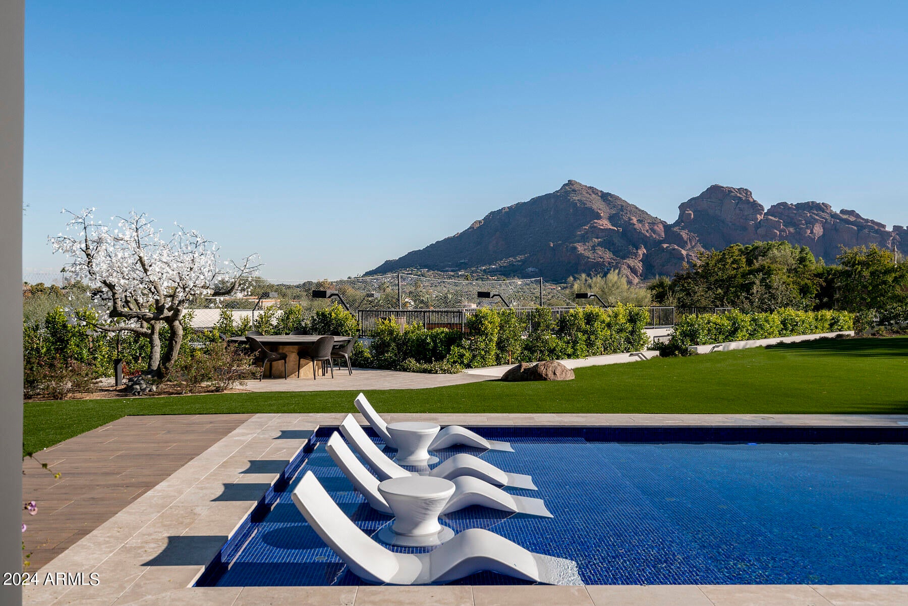 Las Estancias - Residential