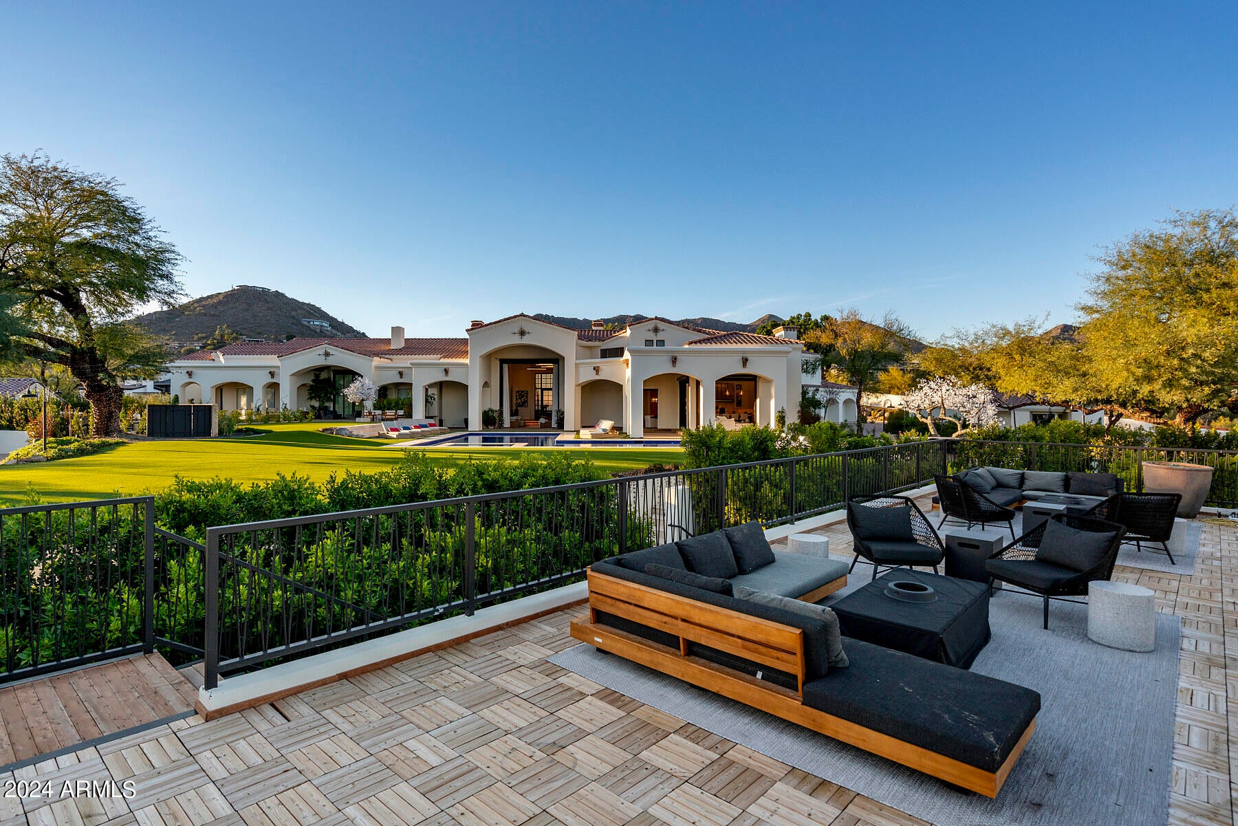 Las Estancias - Residential
