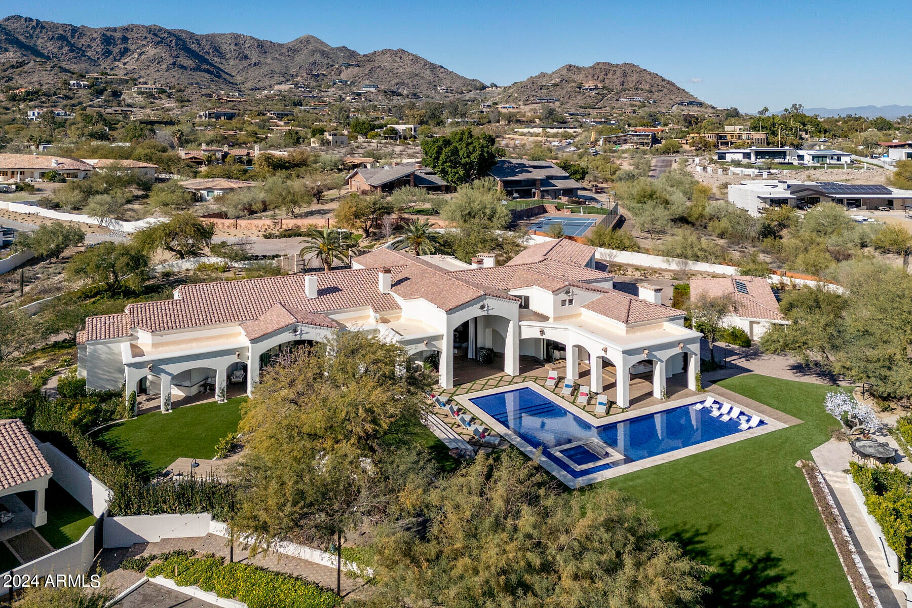 Las Estancias - Residential