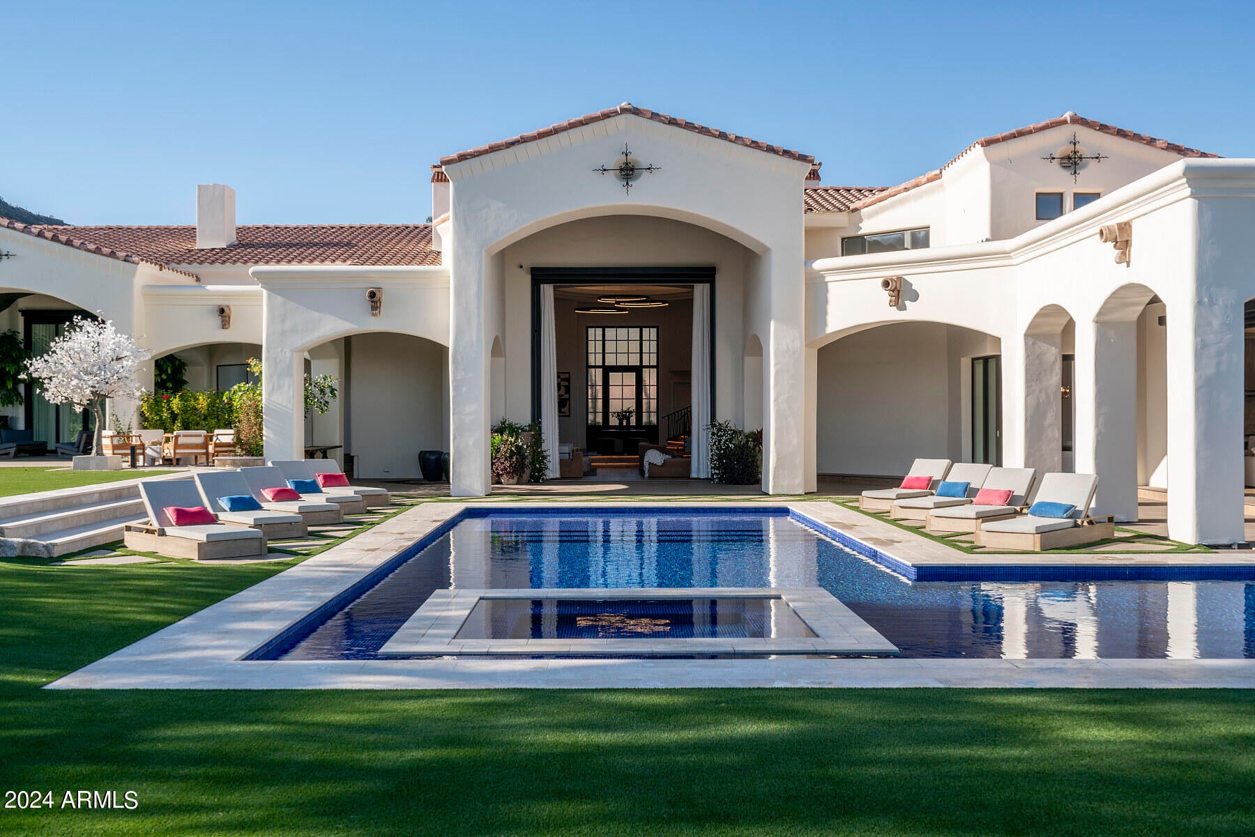 Las Estancias - Residential