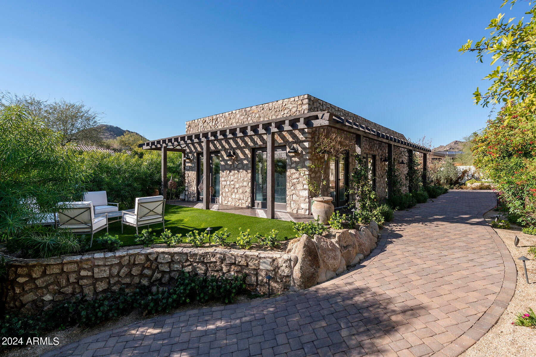Las Estancias - Residential