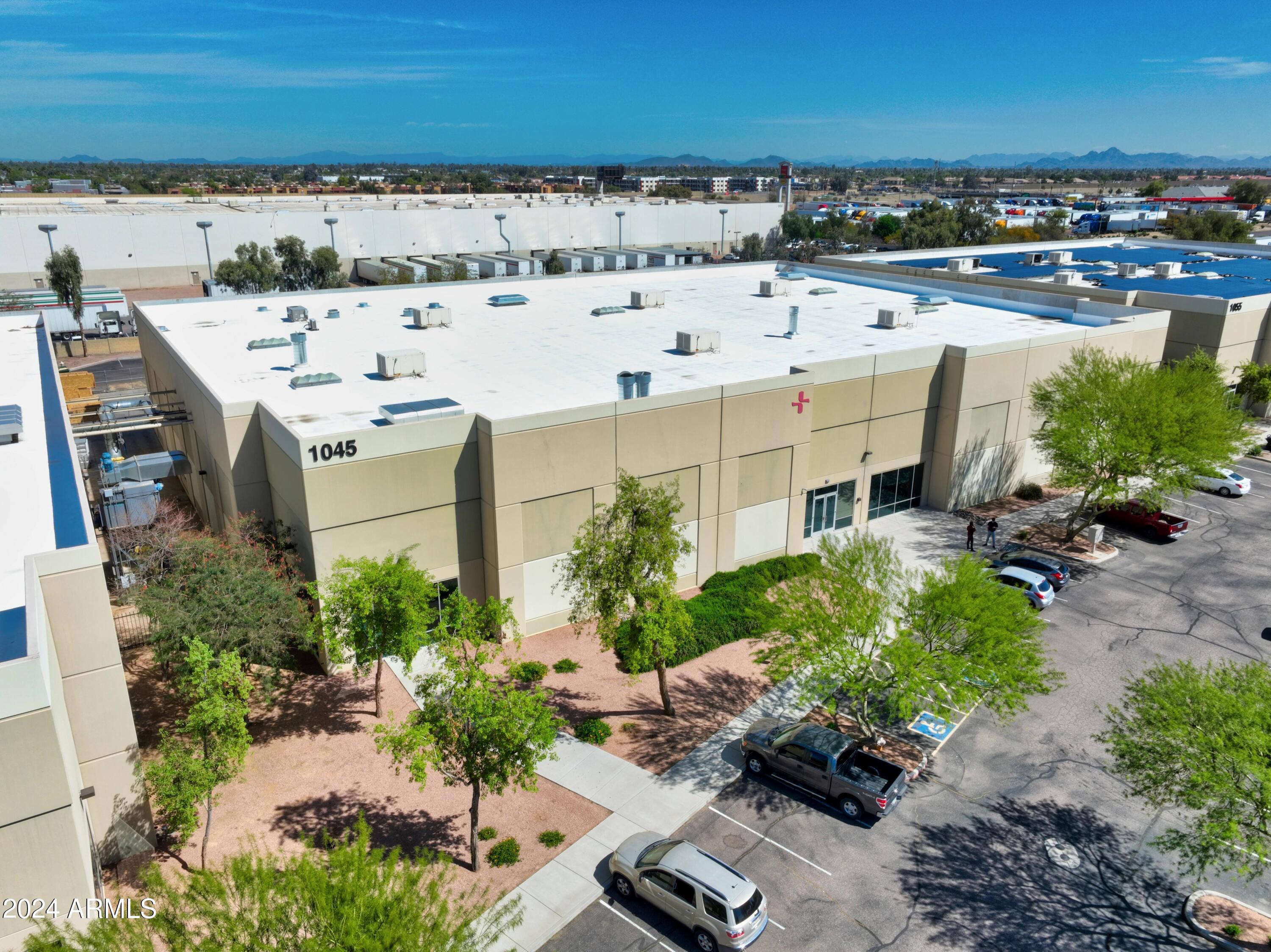 Owner/User Opportunity - ±33,150 SF Versatile Manufacturing or Distribution Building |
±693 SF Additional Bonus Freestanding Ventilated Storage Facility |
Fenced Yard |
4 ±14 X ±10' Grade Level & 4 Loading Docks |
±24' Clear Height |
Minimal Office Build-Out, Break Room and Restrooms |
Evap Cooled Warehouse |
±800 Amps 480/3-Phase Power  |Expandable to ±1,600 Amps |
Zoning: A-1  |Next to I-10, 101 and the New 202 Interchange - Minutes from 303 and I-17
Interchange  |
Primary Access to 67th, 71st & 75th Avenues Just Off the I-10 Freeway
