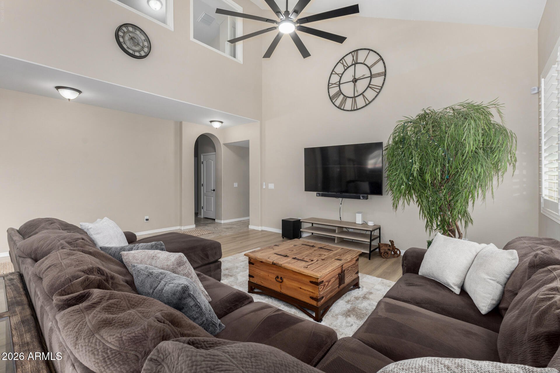 LA SENTIERO - Residential