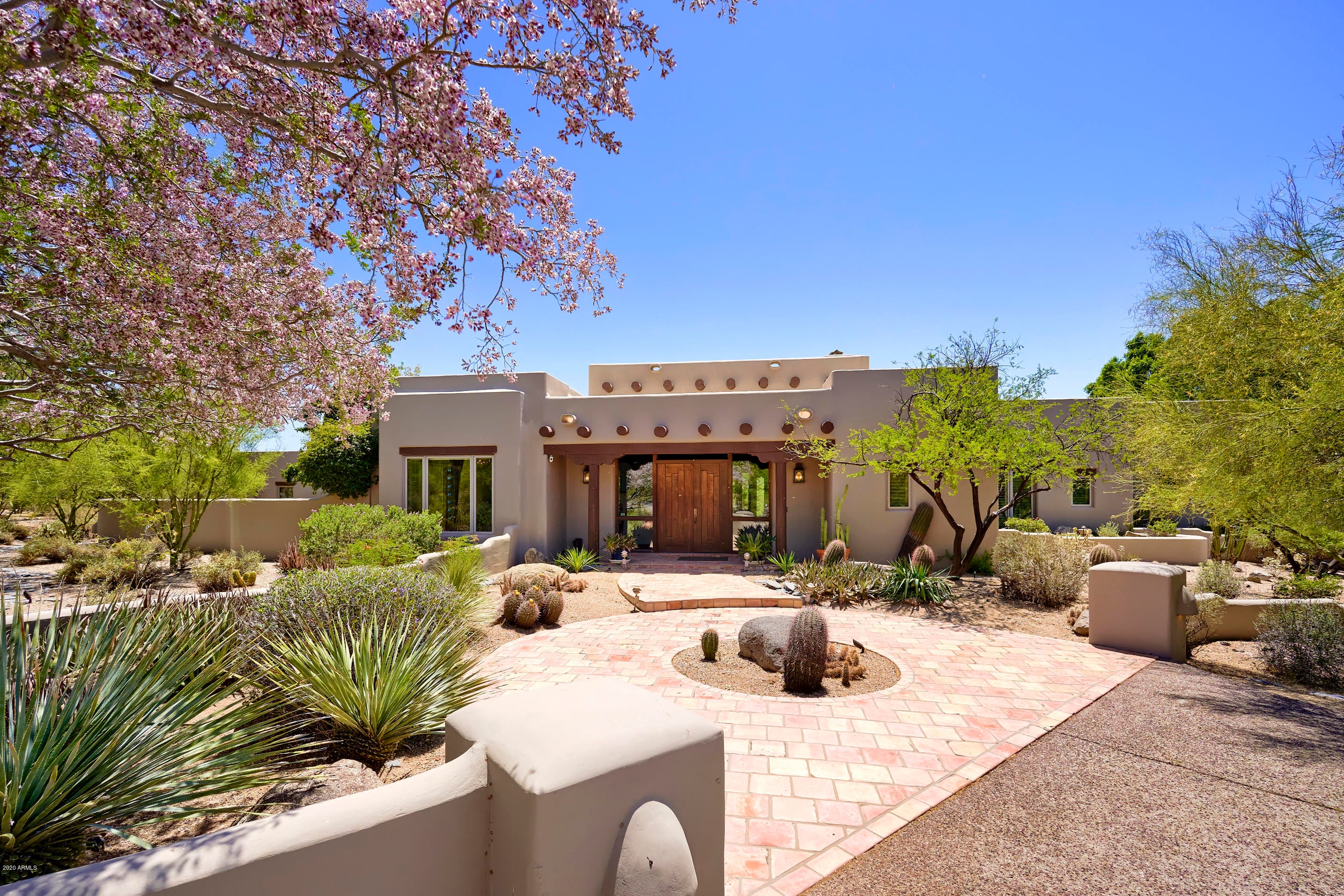 CAREFREE FOOTHILLS - Residential