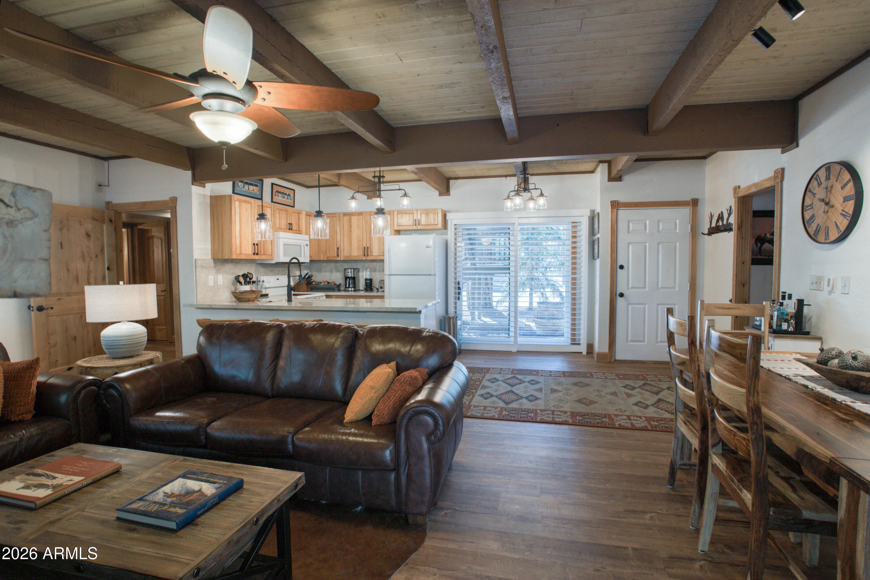 PINETOP LAKES COUNTRY CLUB SPORTS VILLAGE UNIT 2 - Residential
