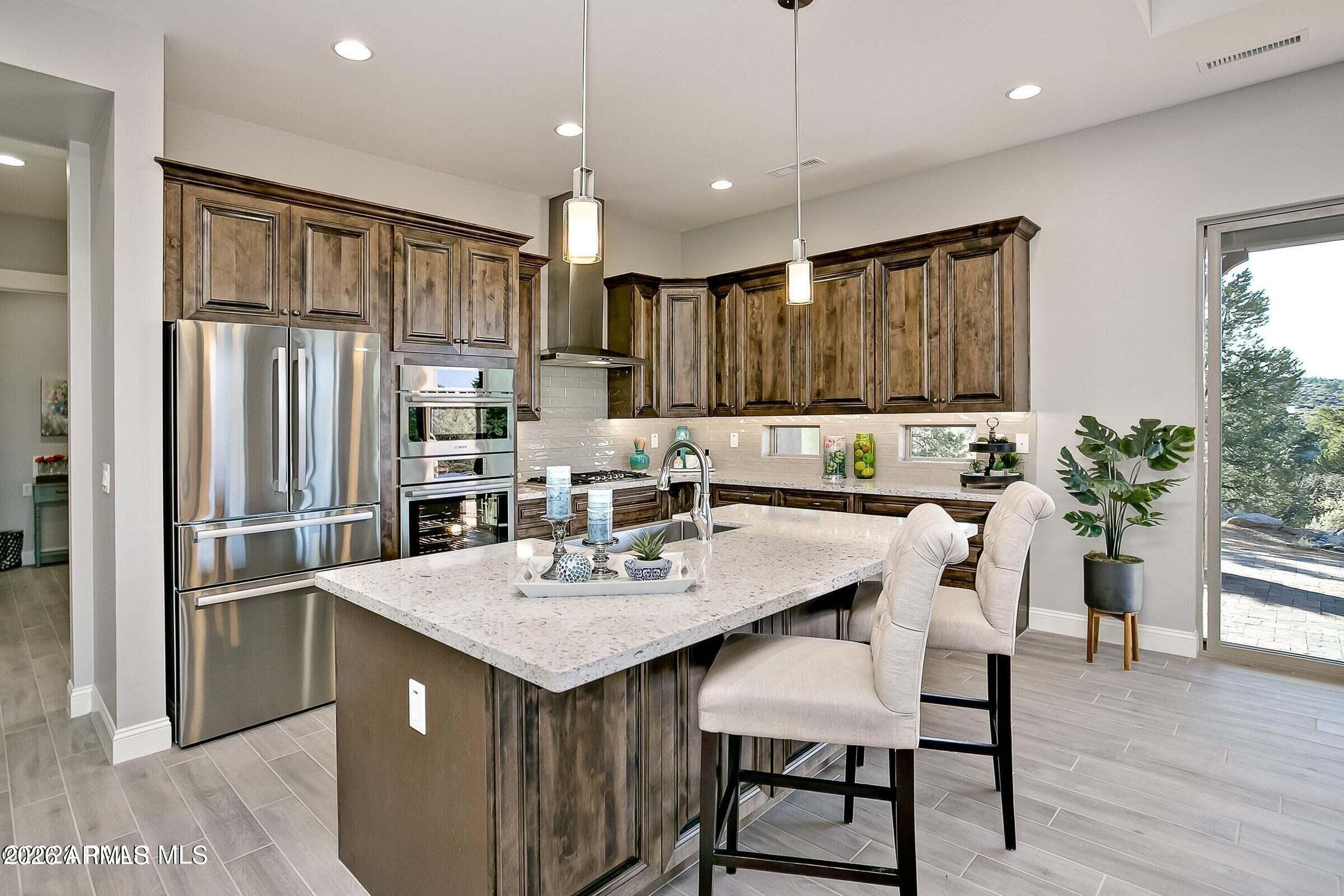 WHISPERING CANYON PHASE 7 - Residential