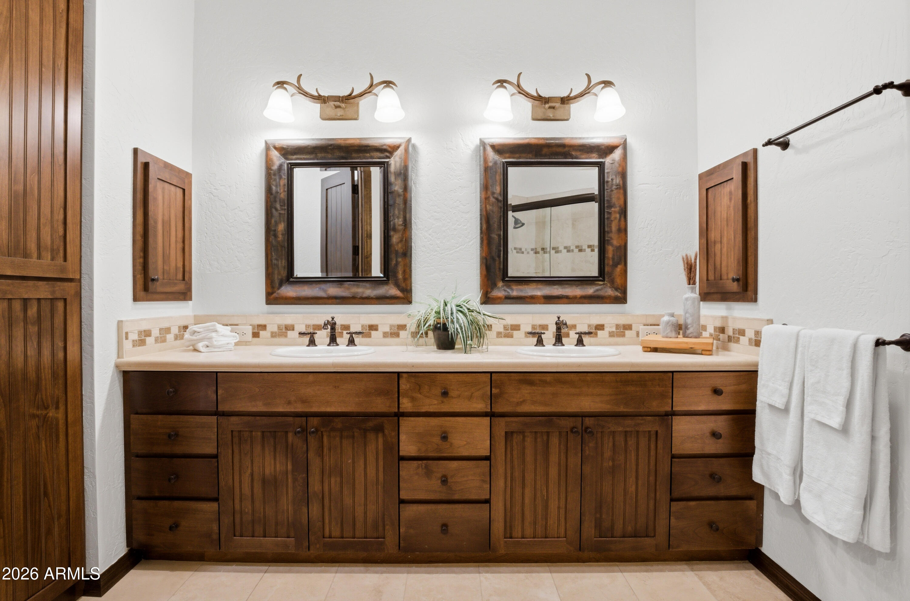 MOUNTAIN VILLAS AT PINE CANYON - Residential