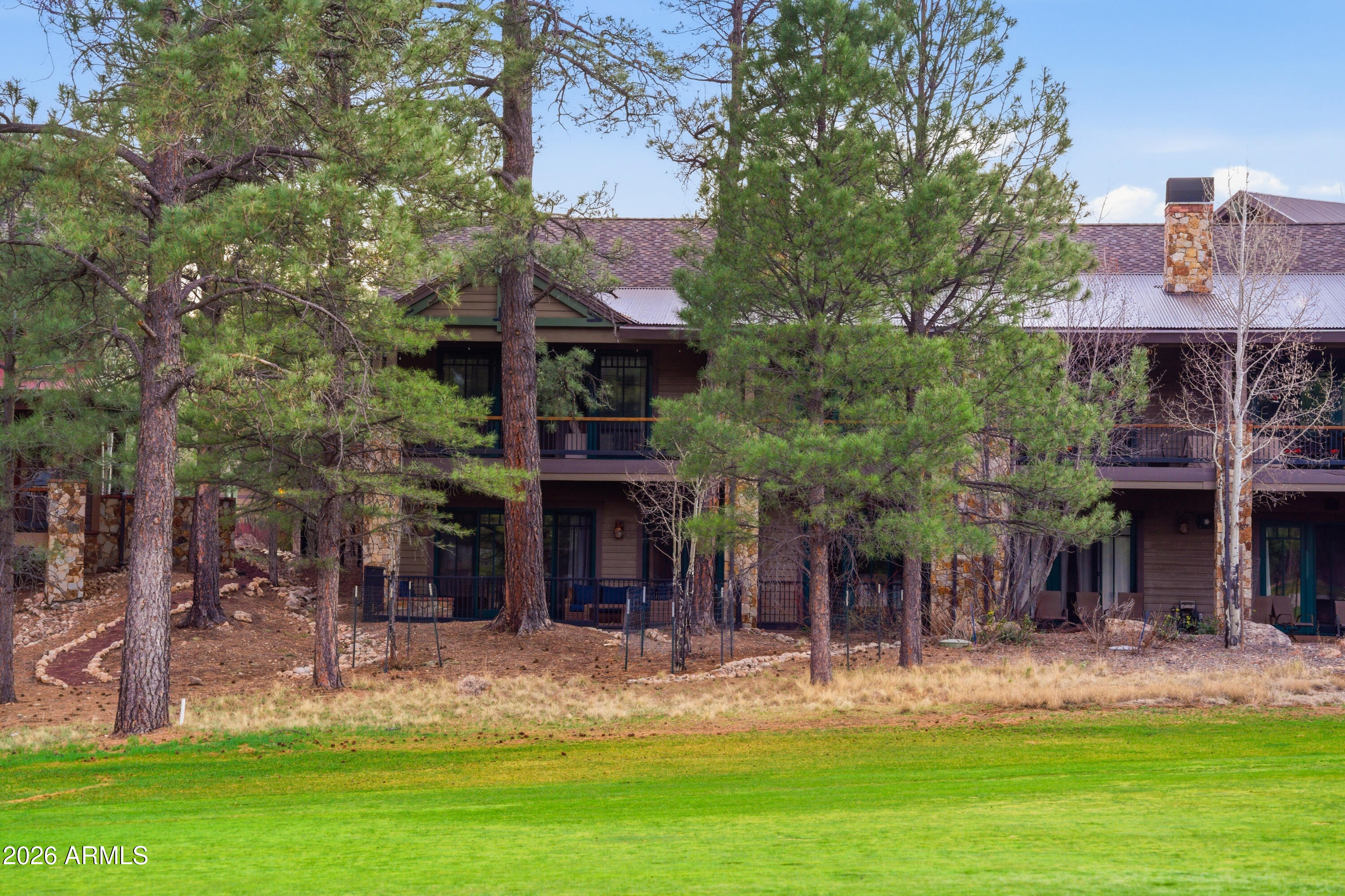 MOUNTAIN VILLAS AT PINE CANYON - Residential