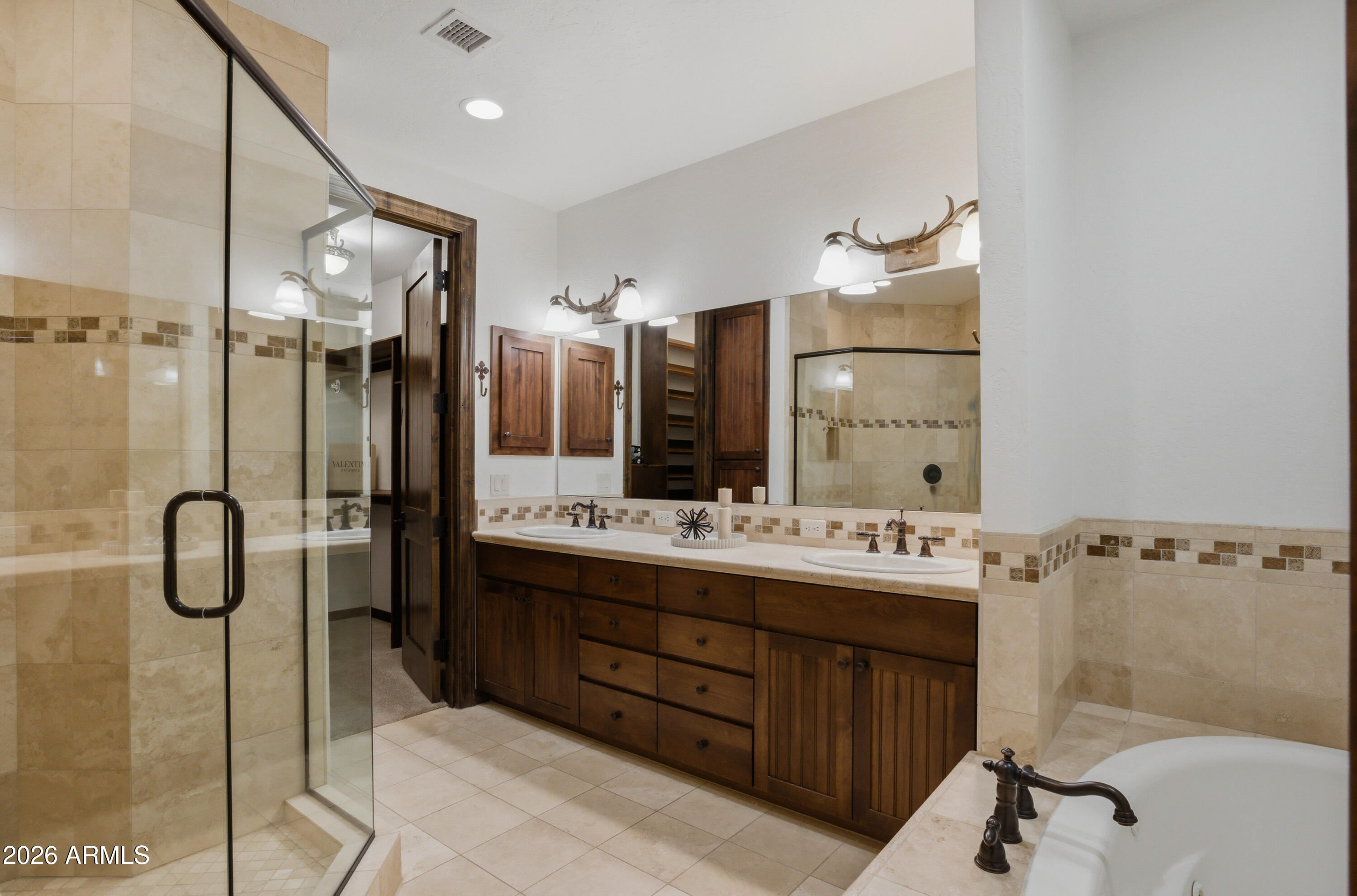 MOUNTAIN VILLAS AT PINE CANYON - Residential