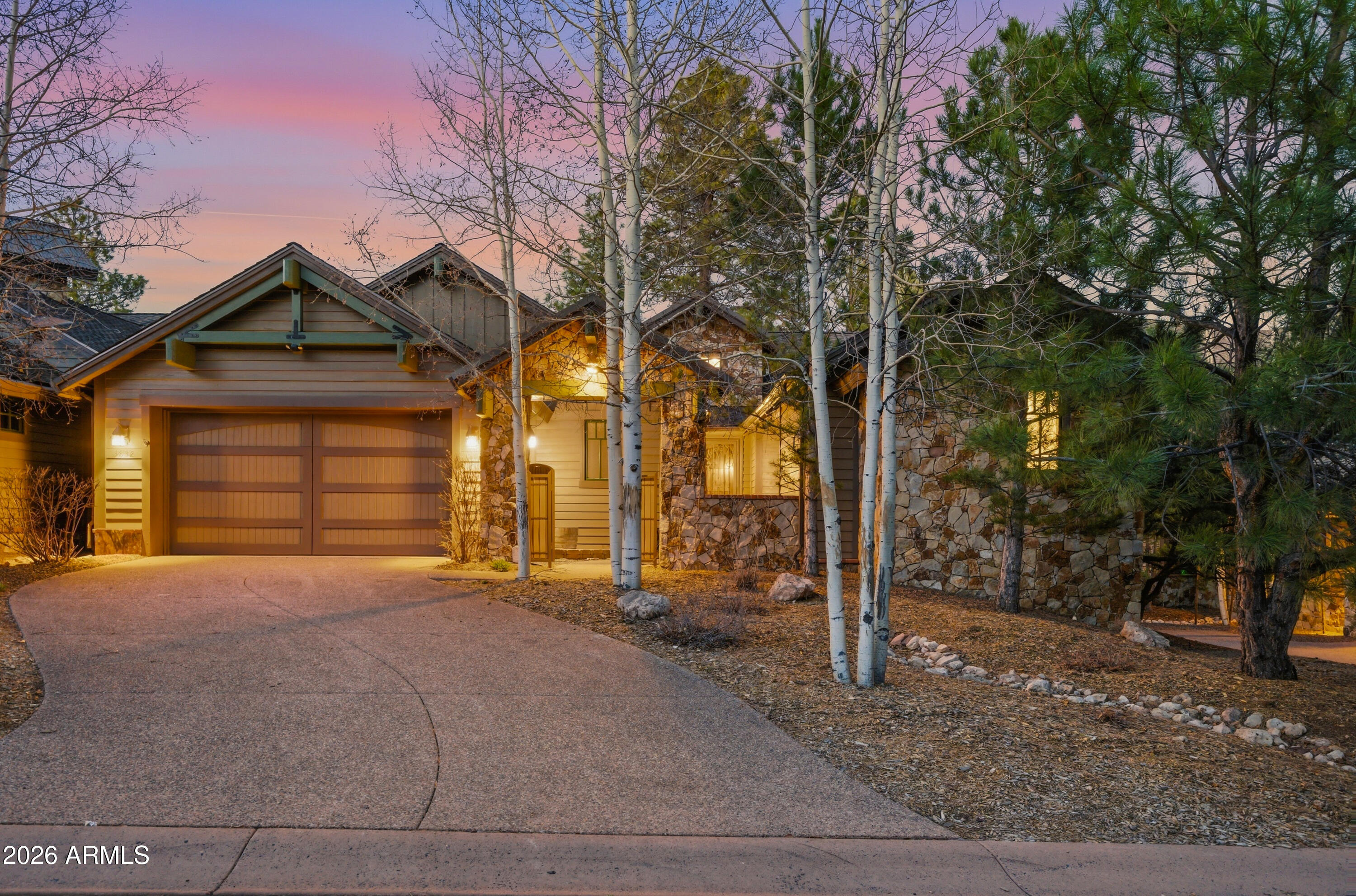 MOUNTAIN VILLAS AT PINE CANYON - Residential