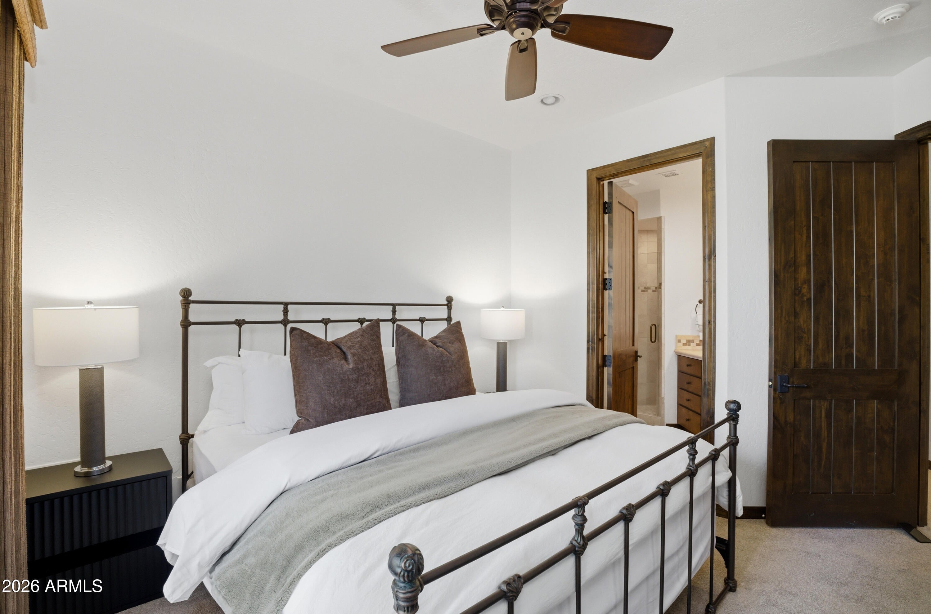 MOUNTAIN VILLAS AT PINE CANYON - Residential