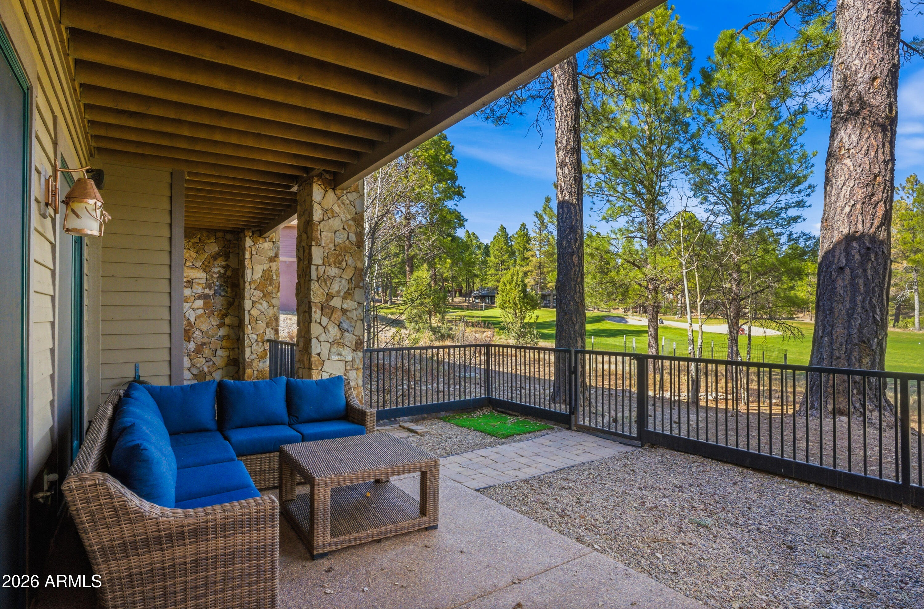 MOUNTAIN VILLAS AT PINE CANYON - Residential