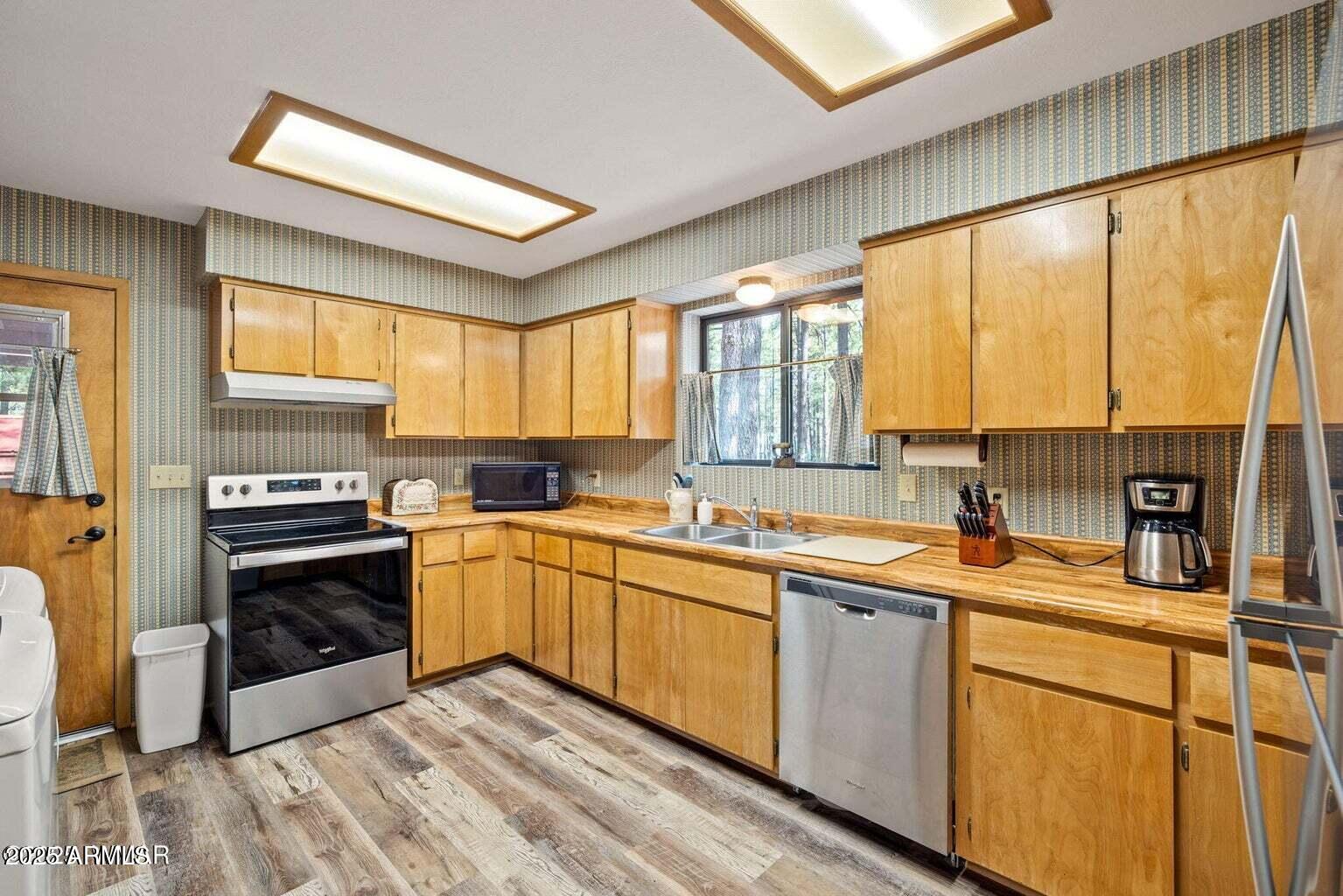 PINE RIDGE ESTATES - Residential