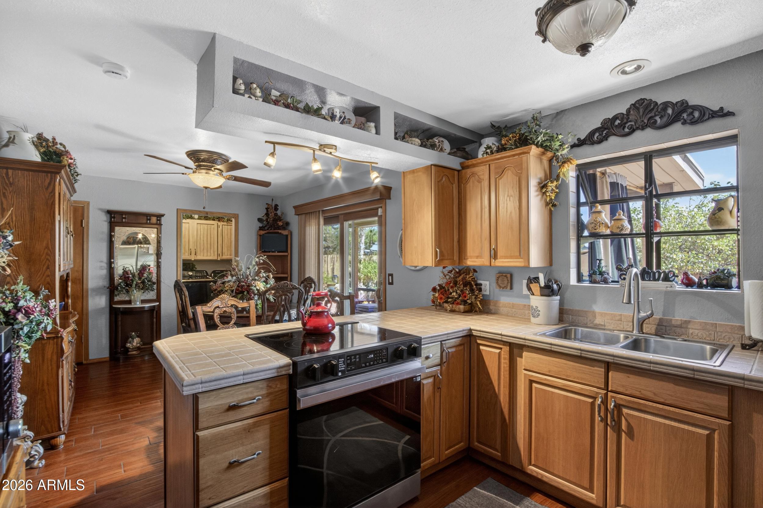 CROWN ESTATES - Residential