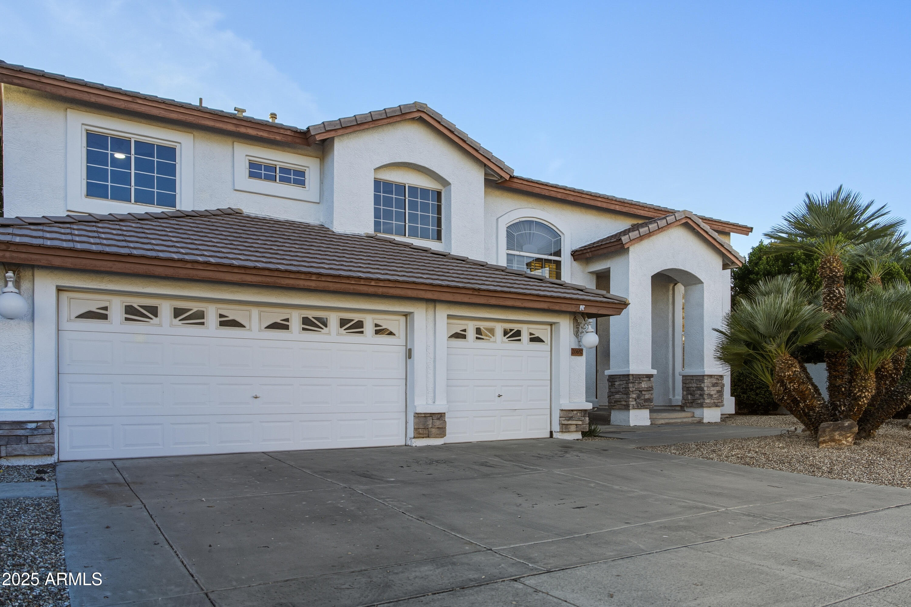 Arrowhead Lakes - Residential