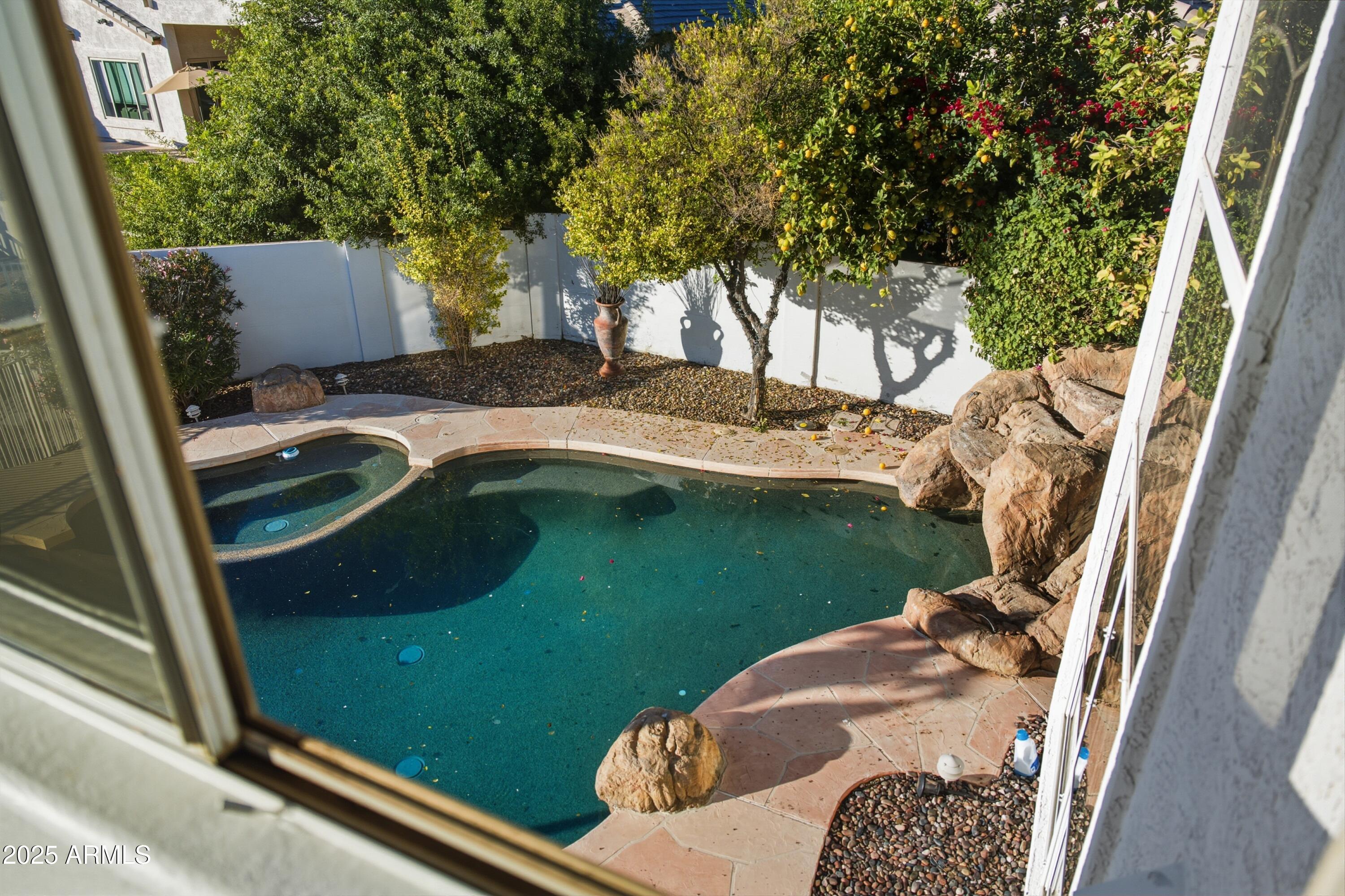 Arrowhead Lakes - Residential