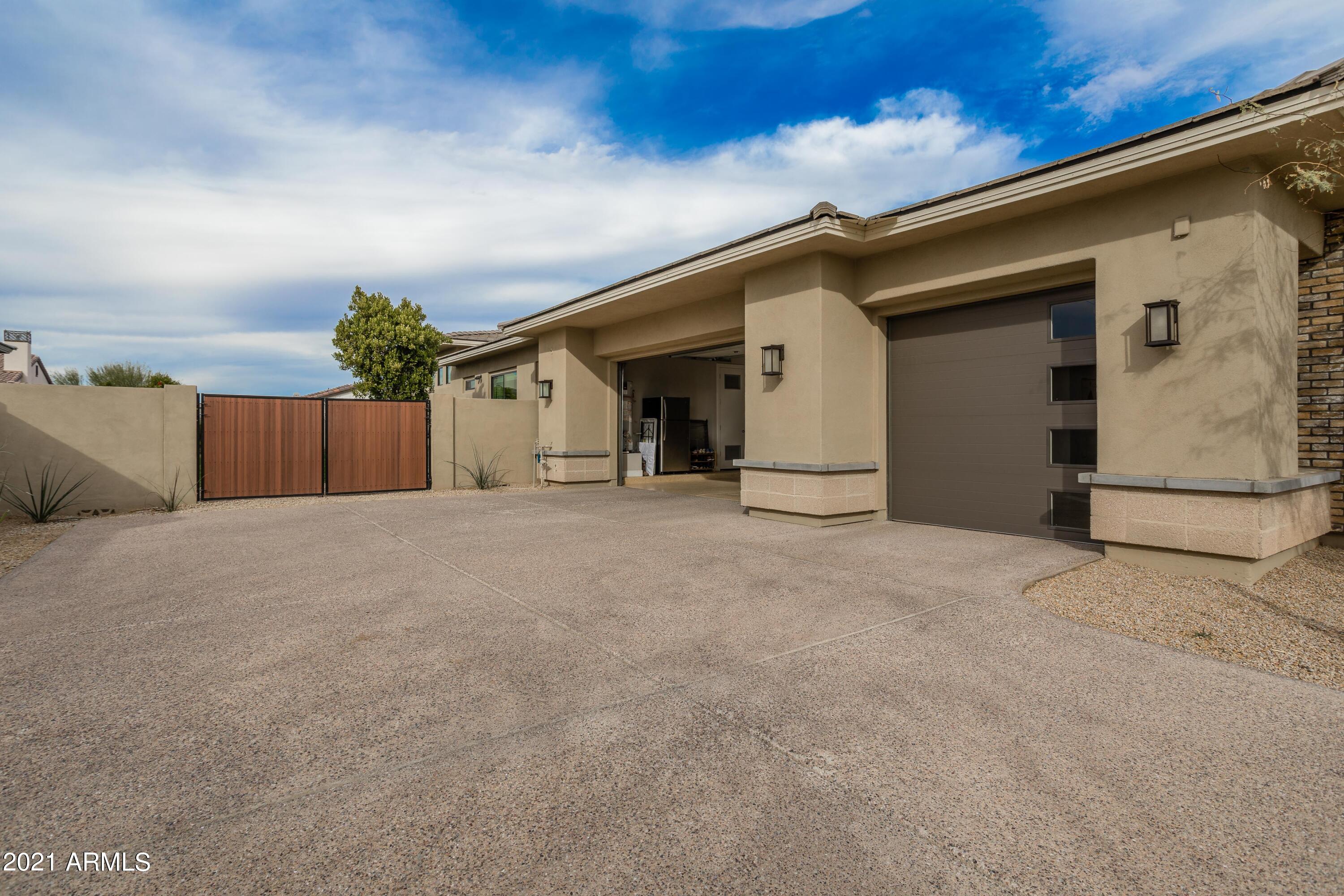WHITEWING AT GERMANN ESTATES - Residential