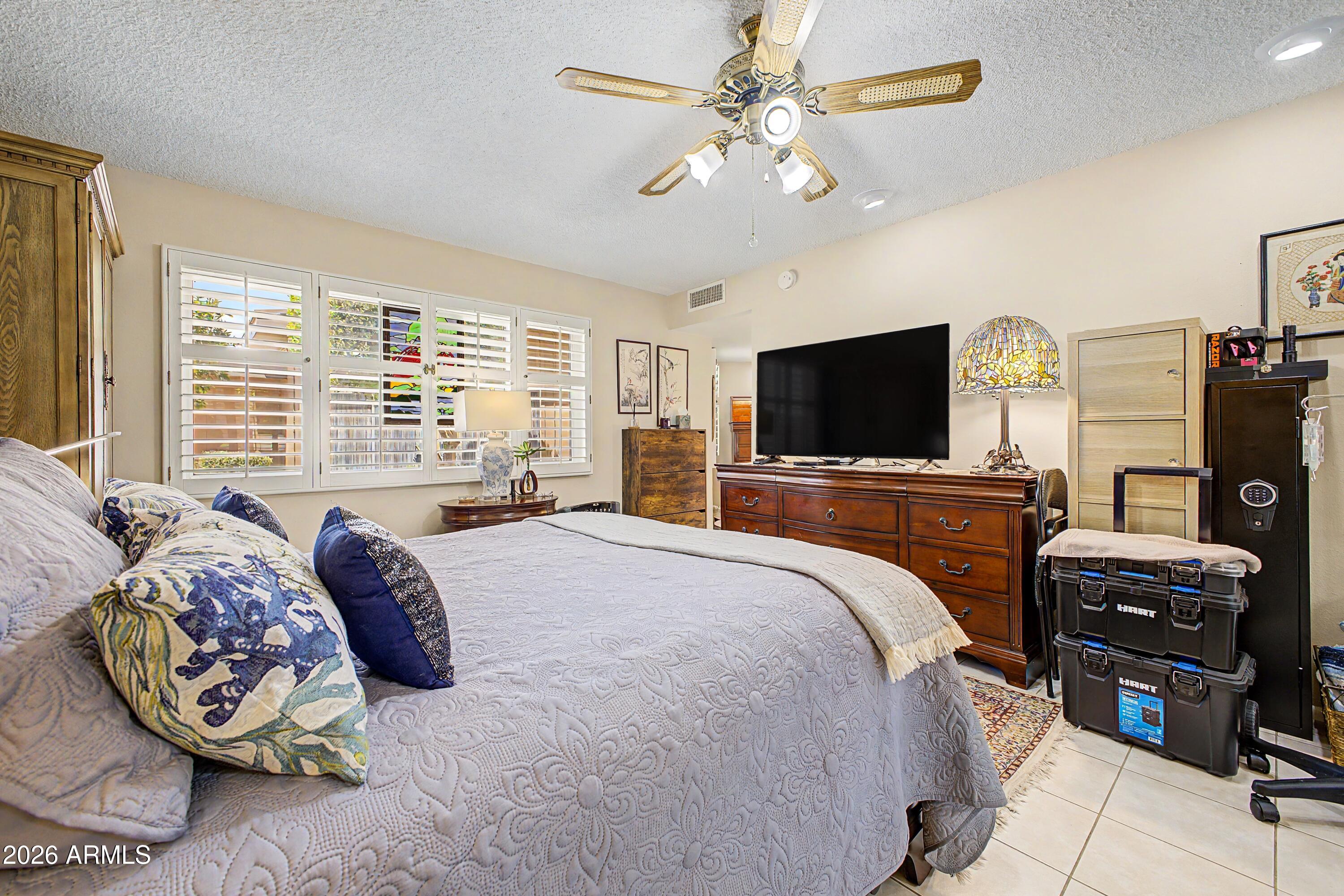 SUN CITY UNIT 17D LOTS 1 TO 127 AND TRACTS A B AND - Residential