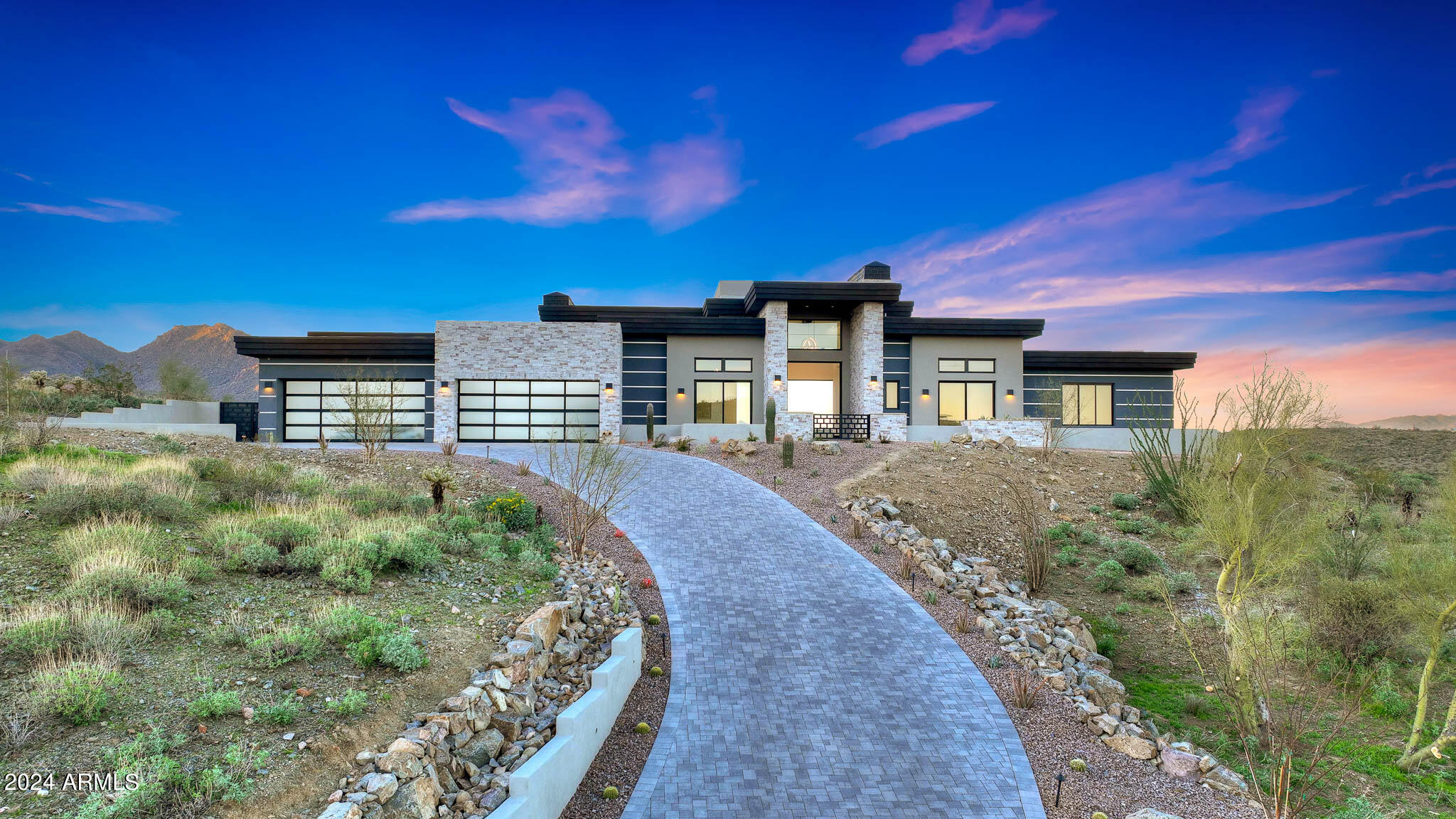 EAGLES NEST - Residential