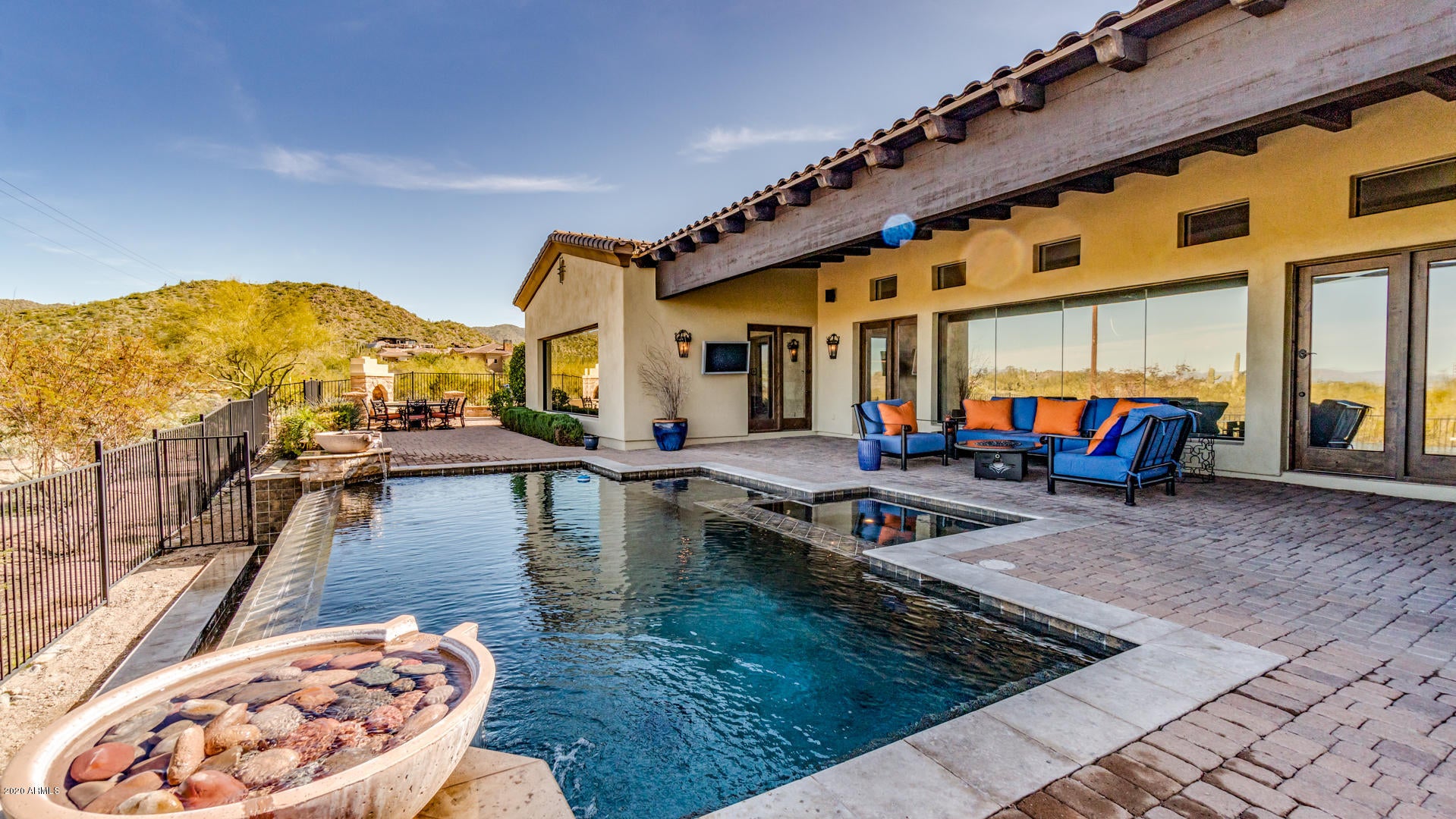 SUMMIT AT LAS SENDAS - Residential