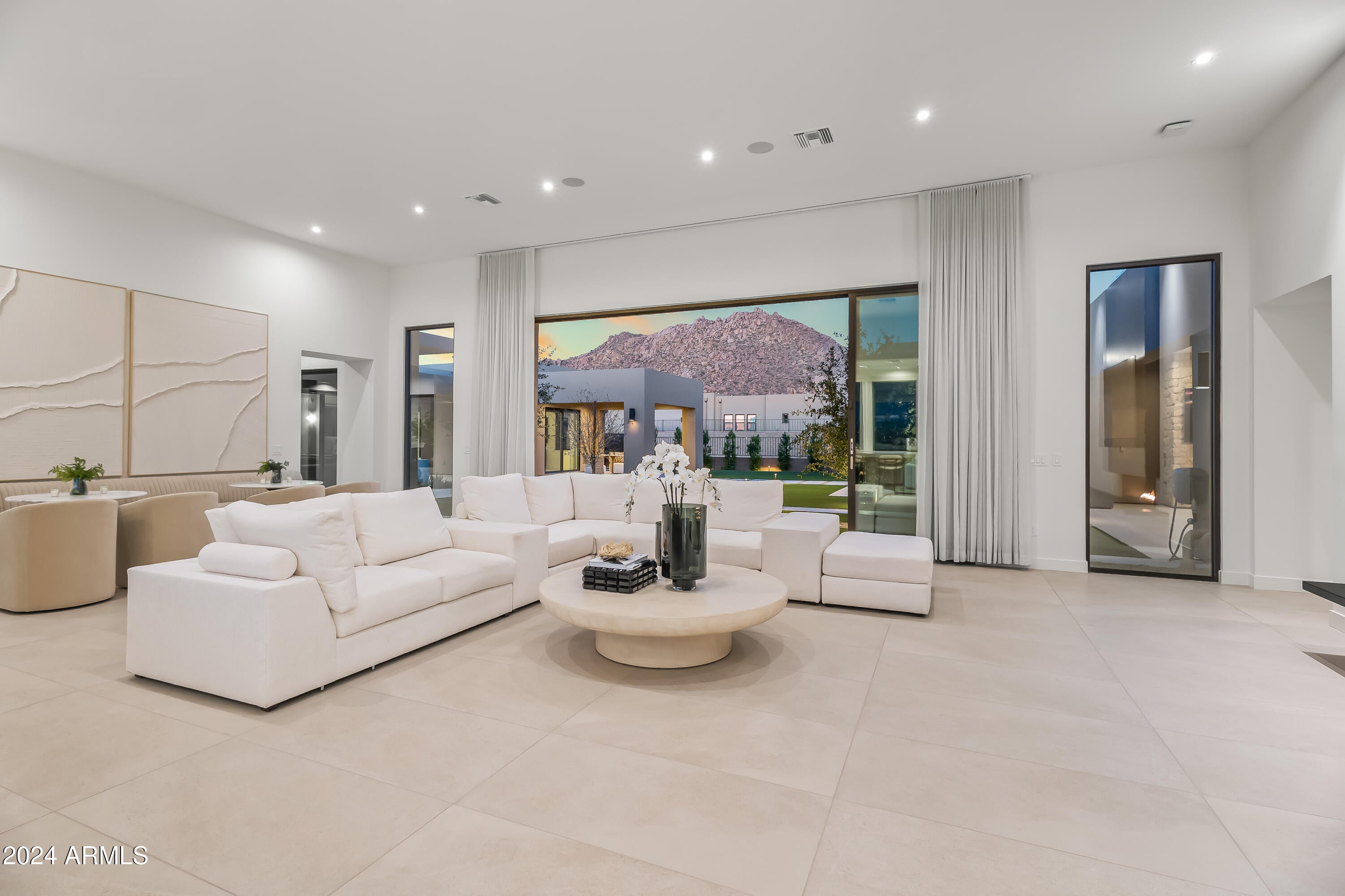 SKYE VIEW - Residential
